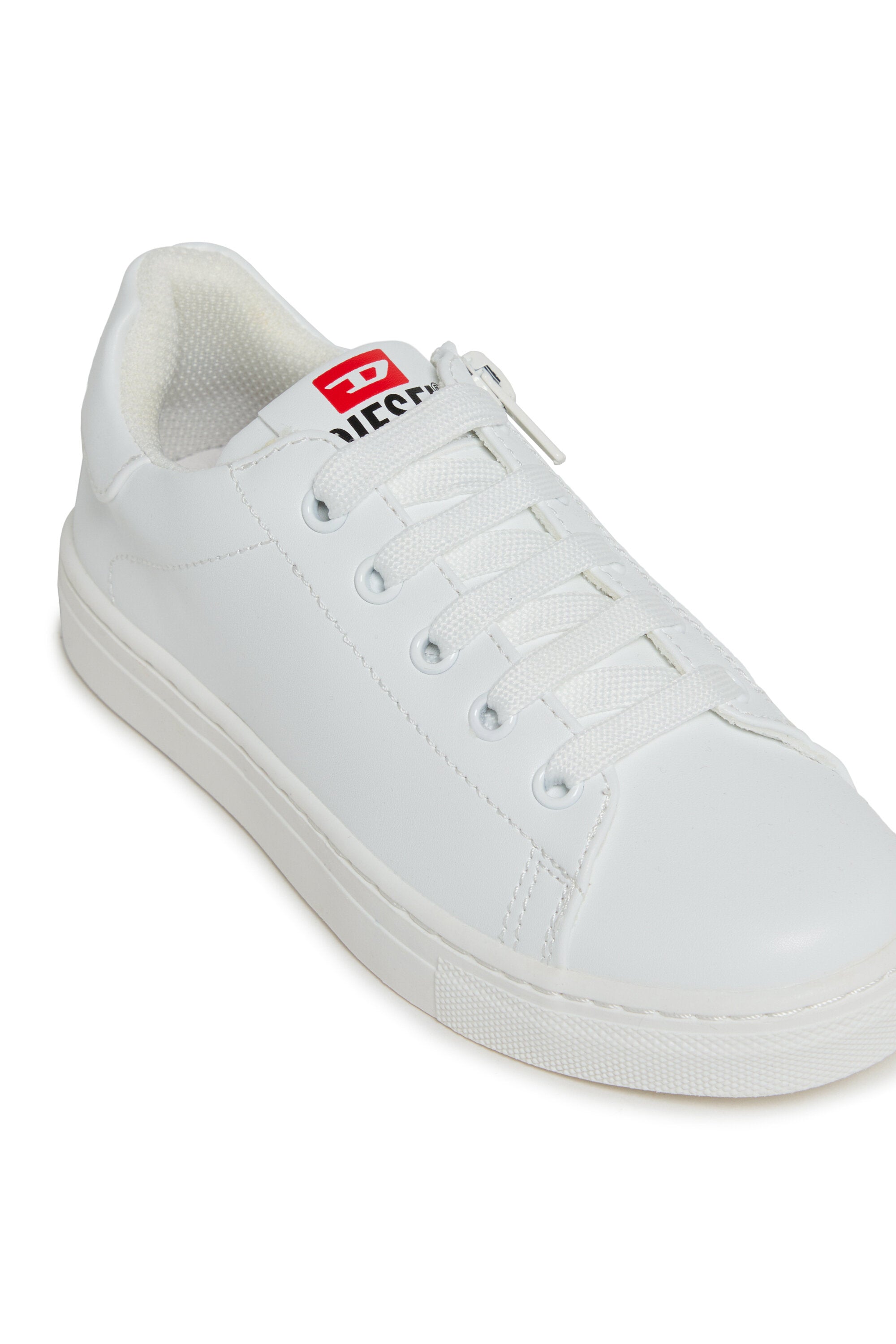 Baskets avec logo