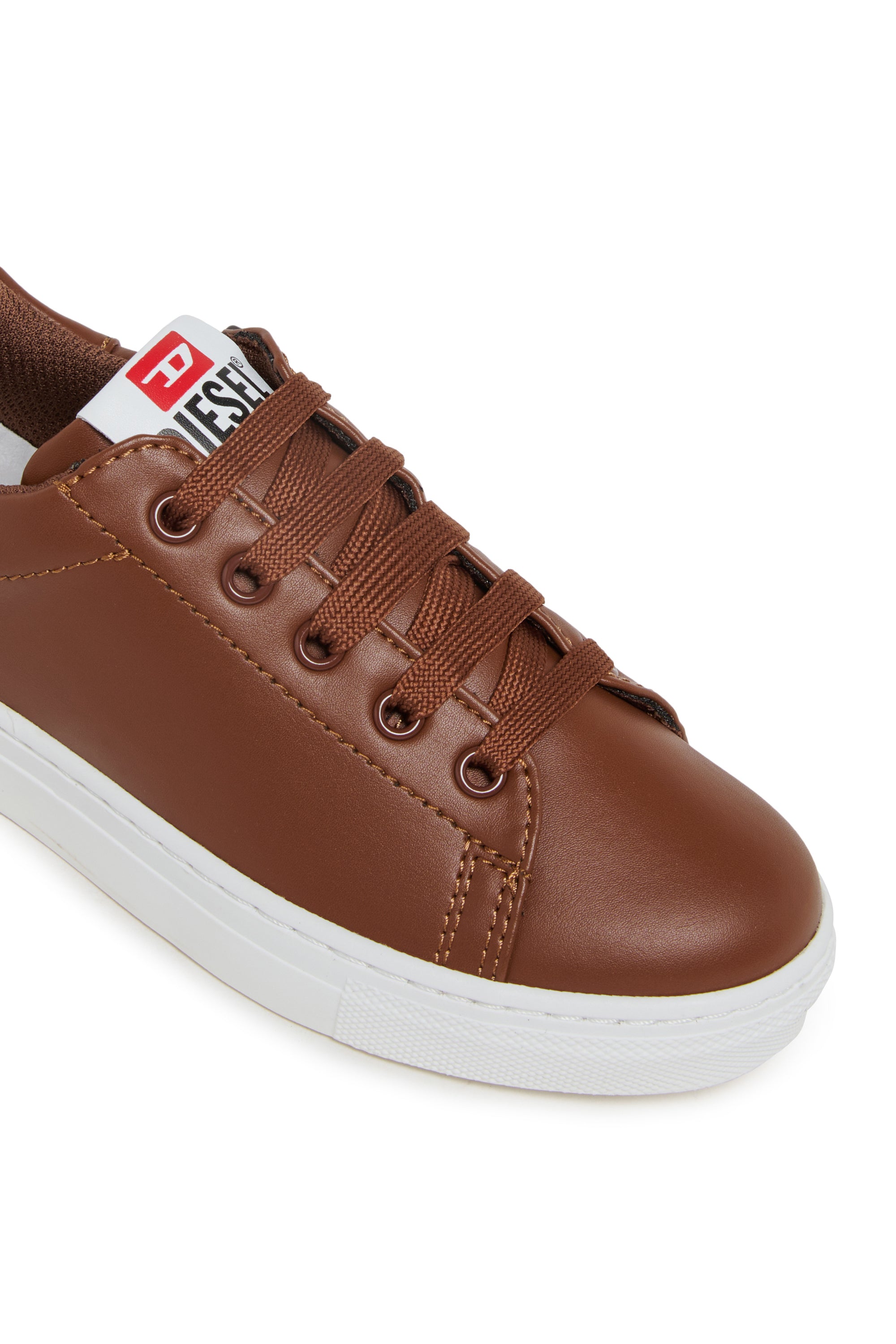 Baskets avec logo