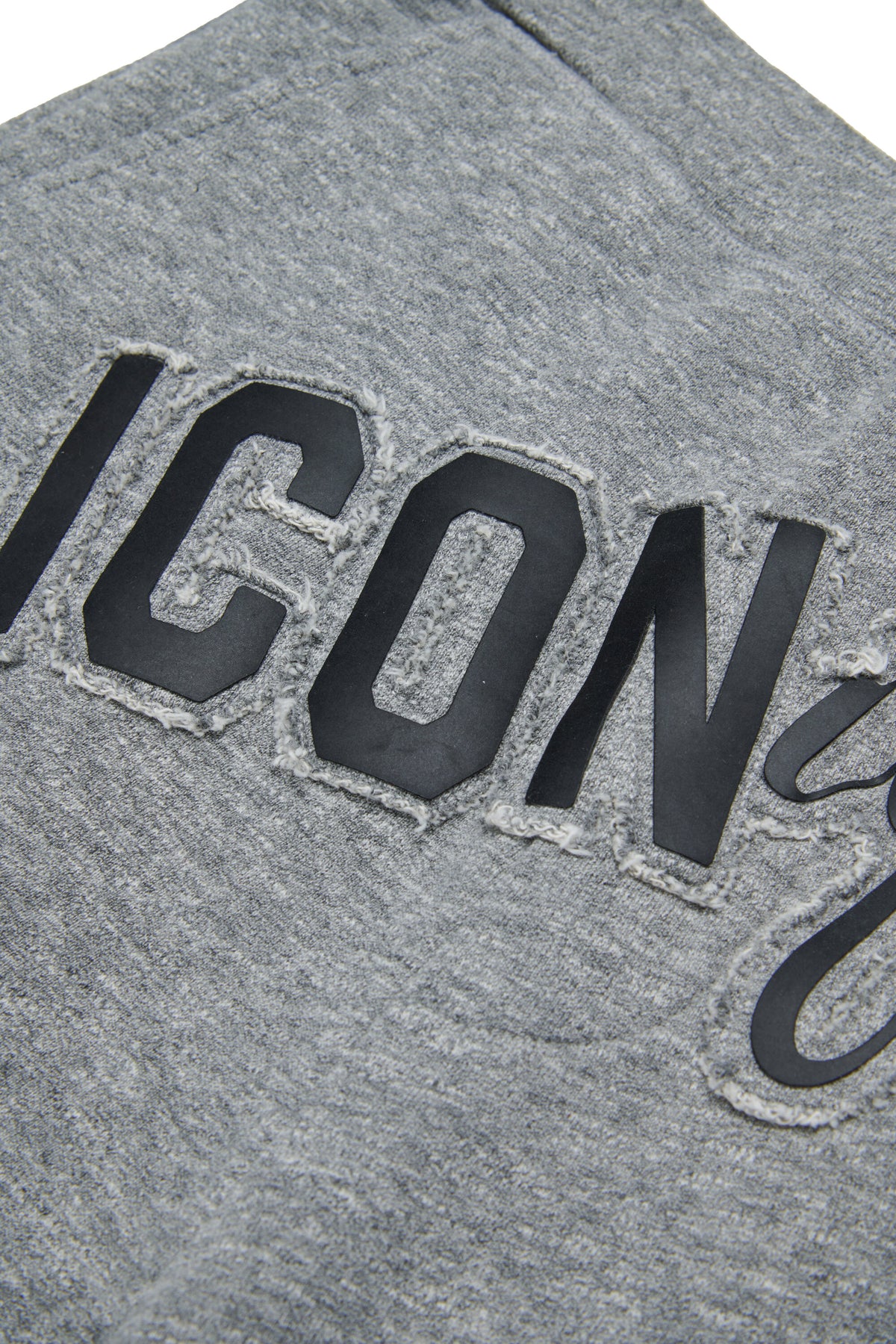 Short en molleton avec logo