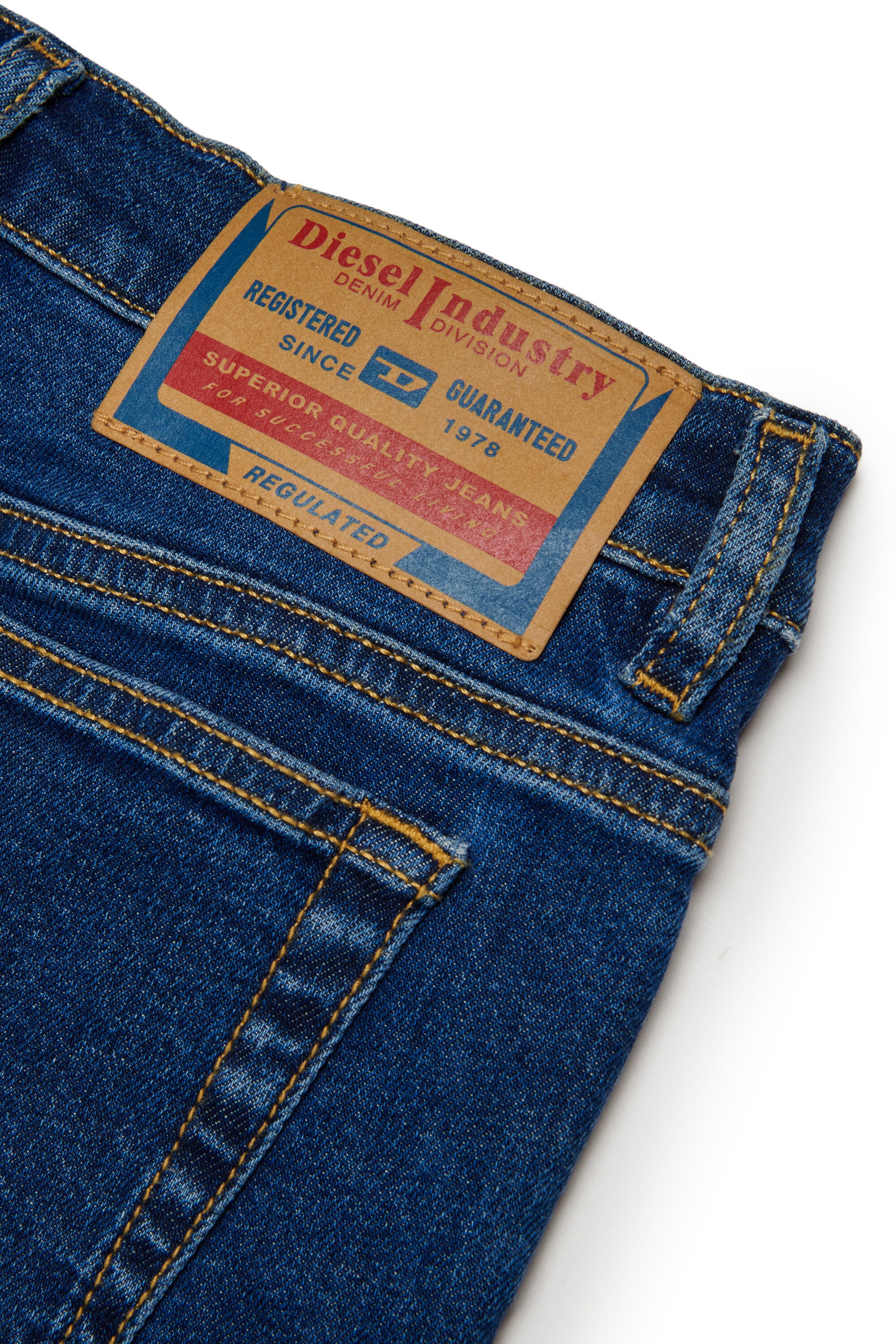 Jeans corte acampanado azul medio -1978