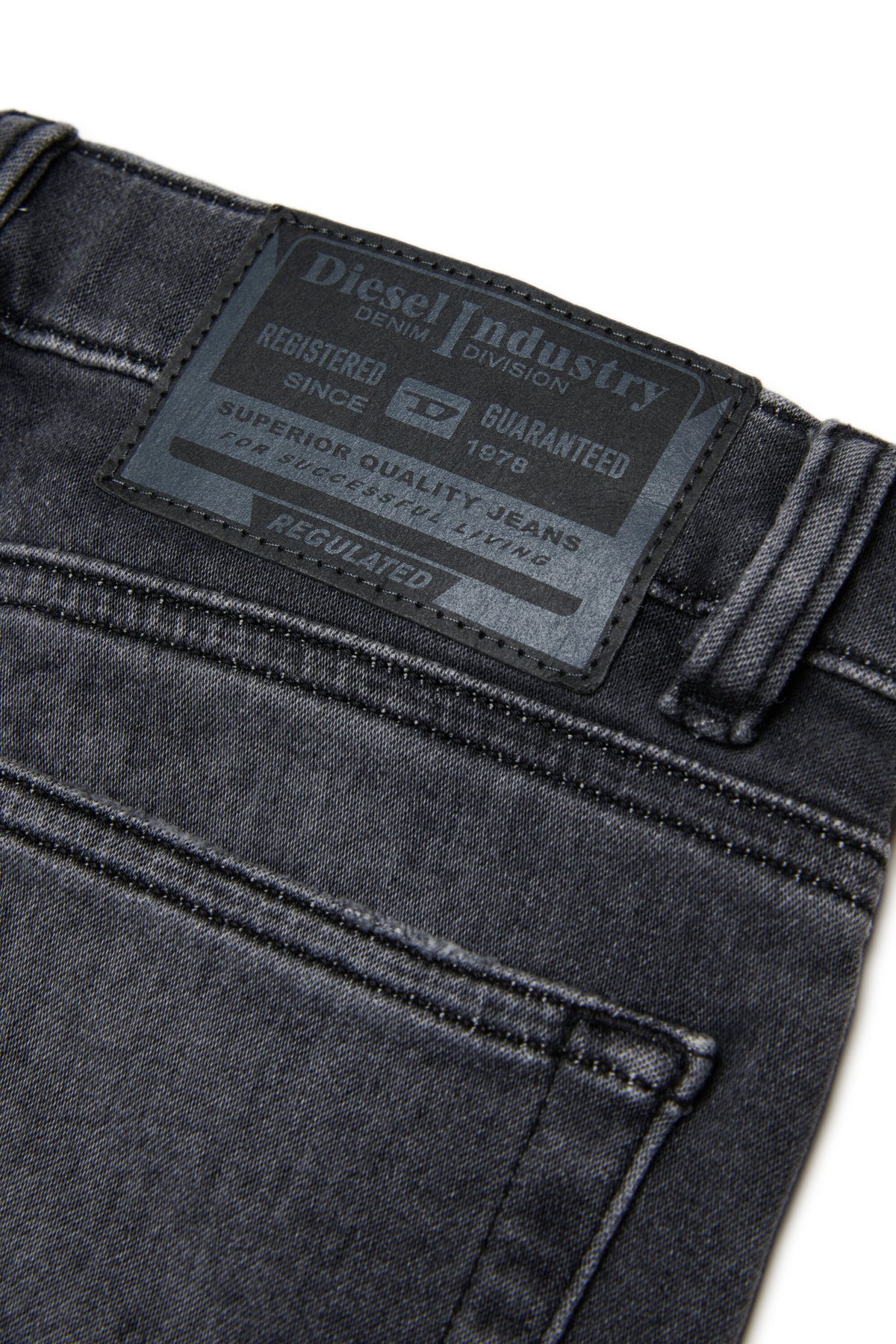 JoggJeans® coupe regular noir - 2010