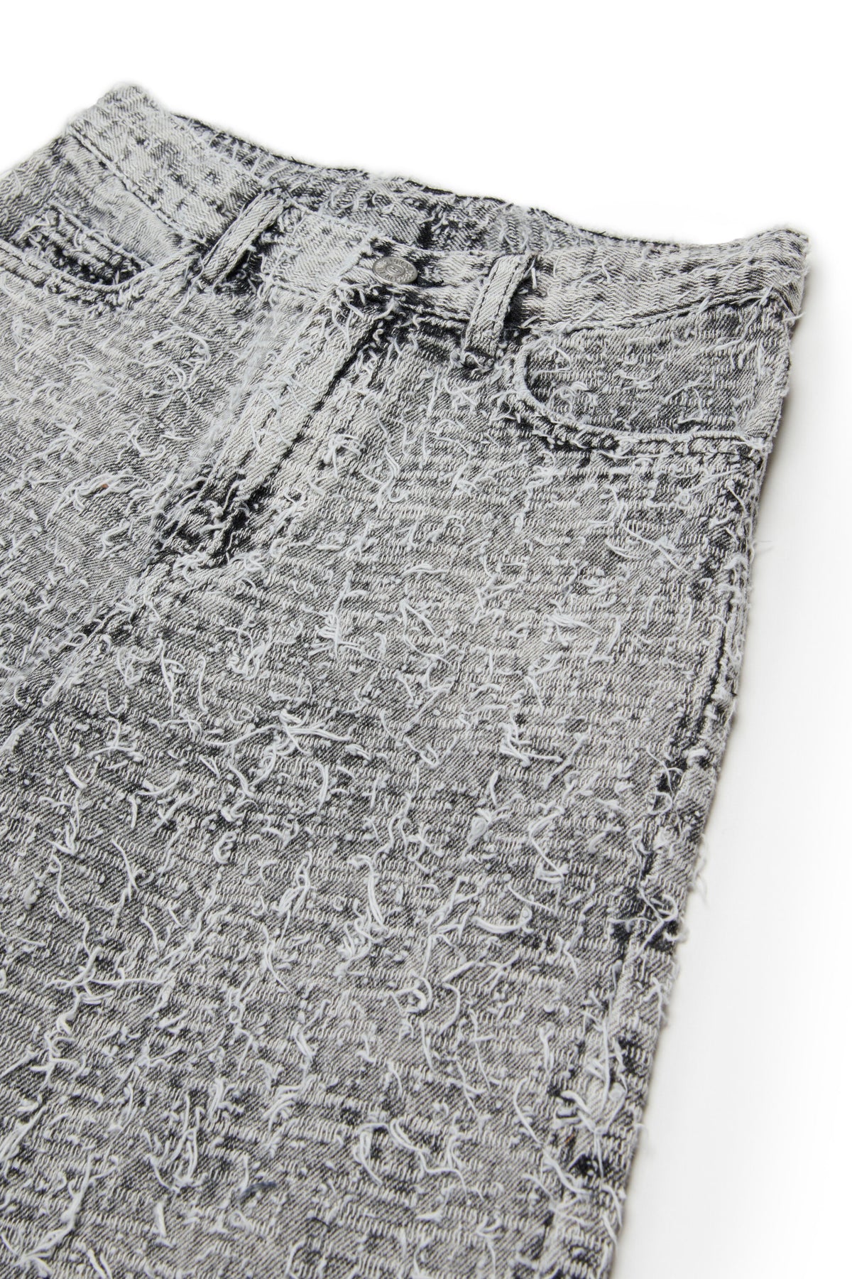 Short en denim effet usé