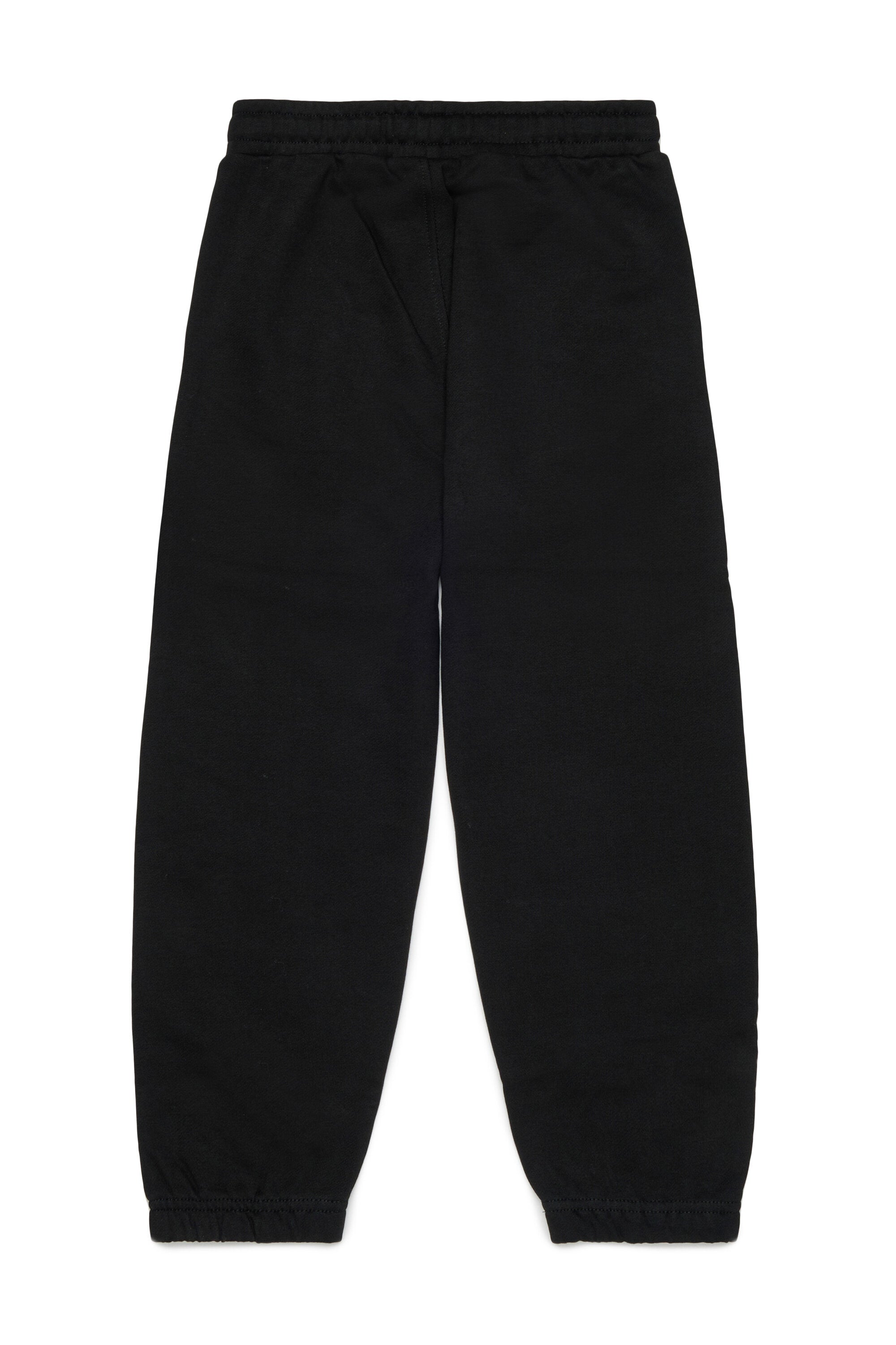Pantalones deportivos con parche D rojo