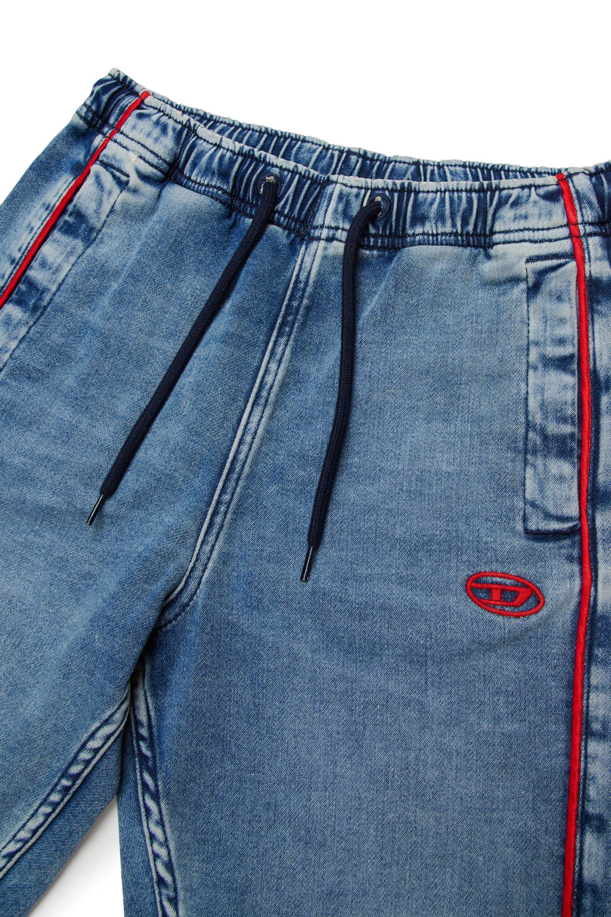 JoggJeans® denim shorts with logo - Axor