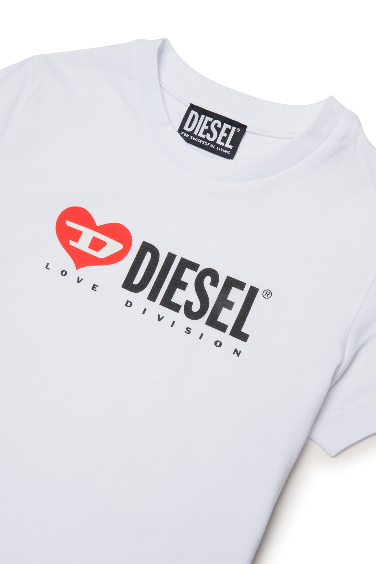 T-shirt avec logo sur la poitrine