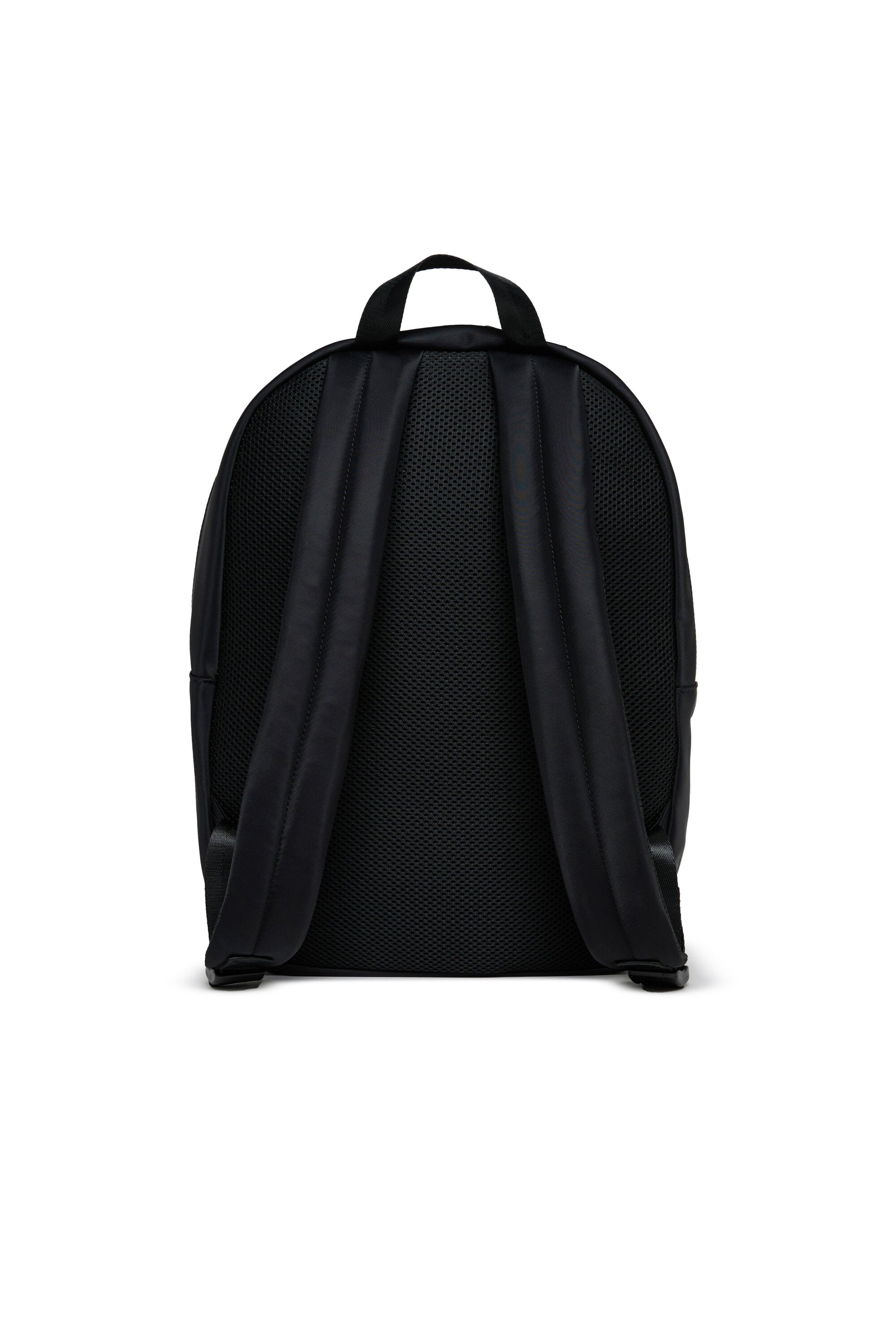 Mochila con logo en la parte frontal