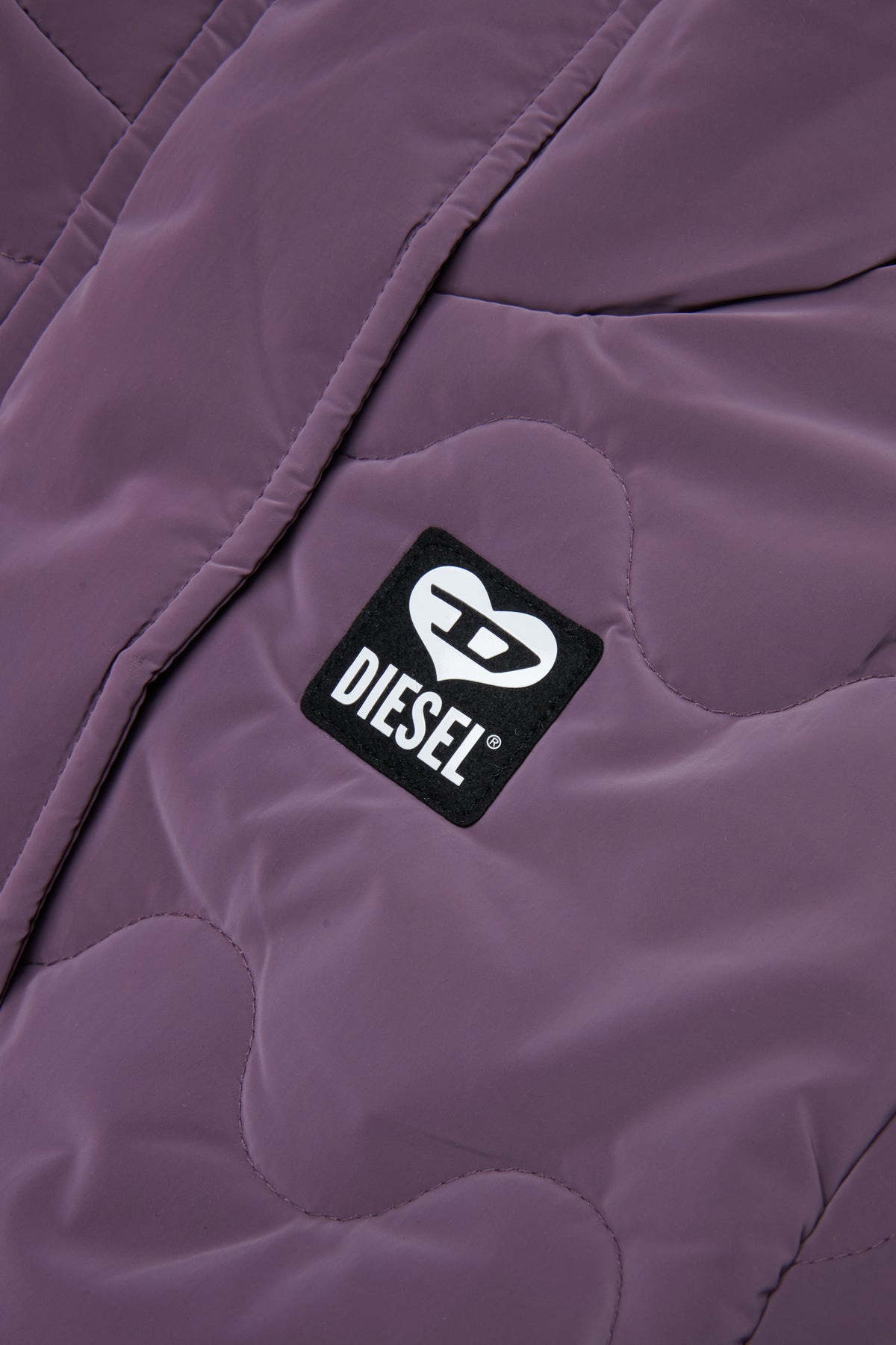 Chaqueta acolchada con logo estampado