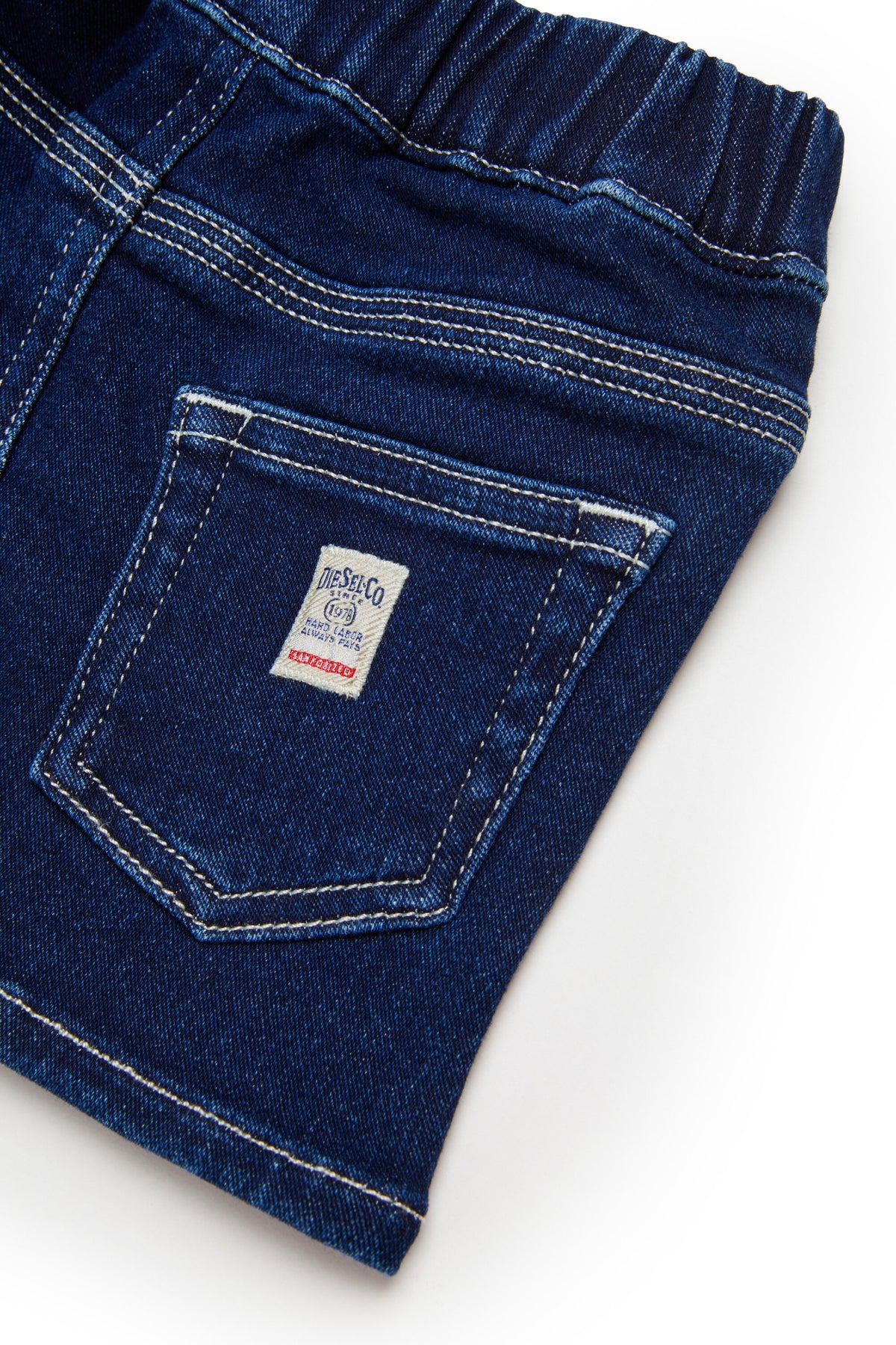 Jupe en denim avec logo