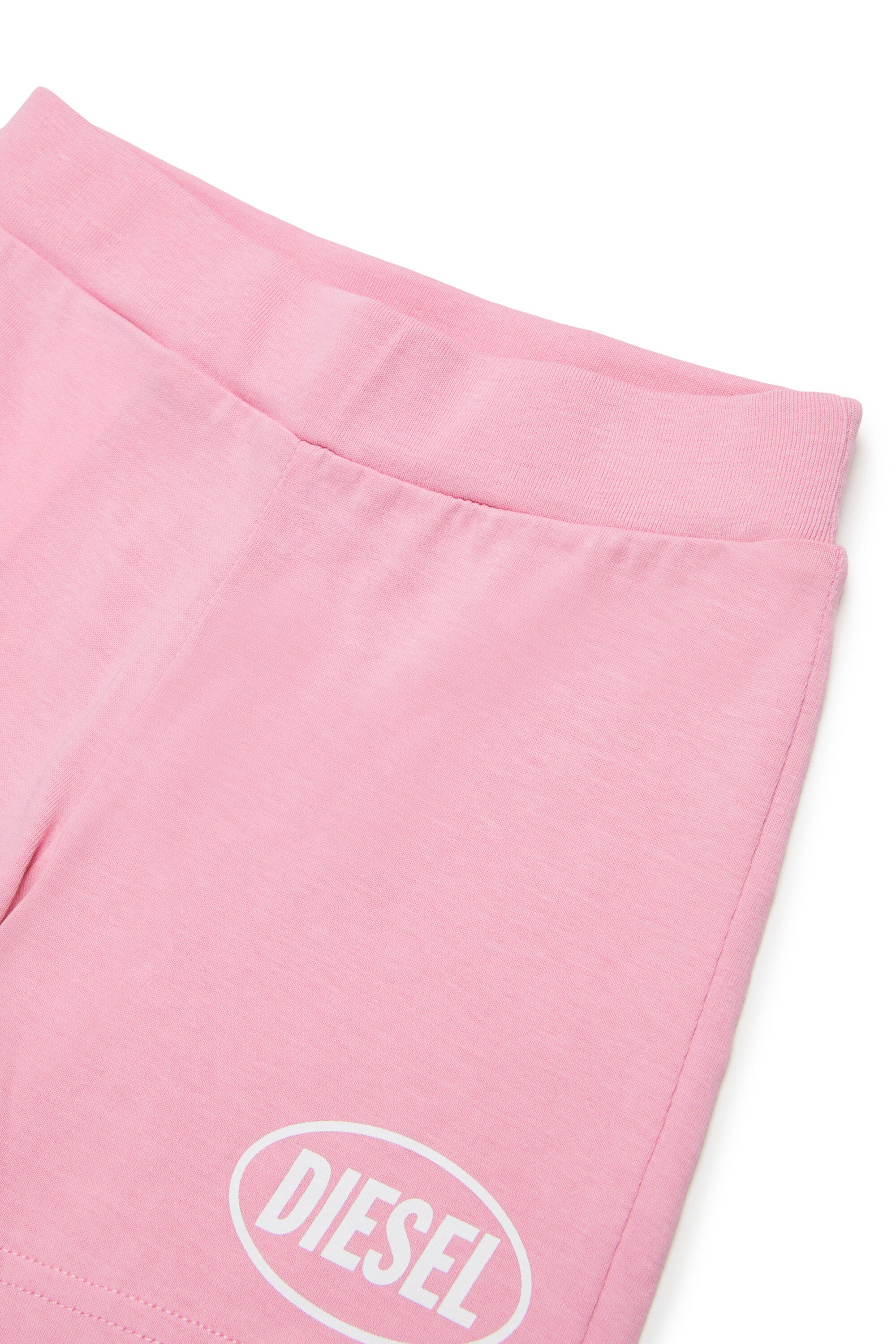 Short avec logo
