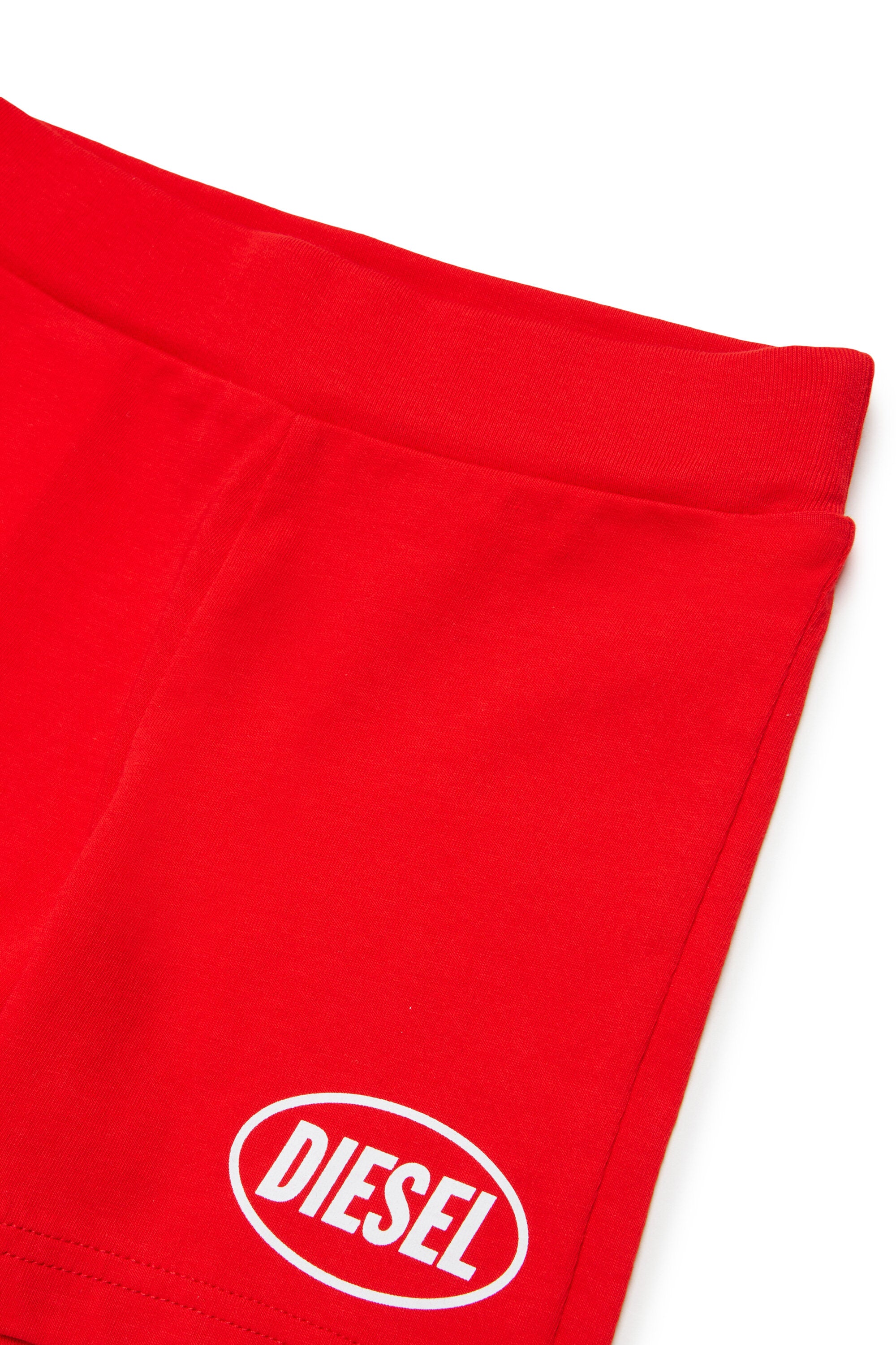 Shorts con logotipo