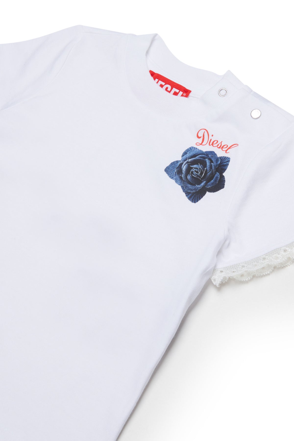 T-shirt avec logo et manches en dentelle