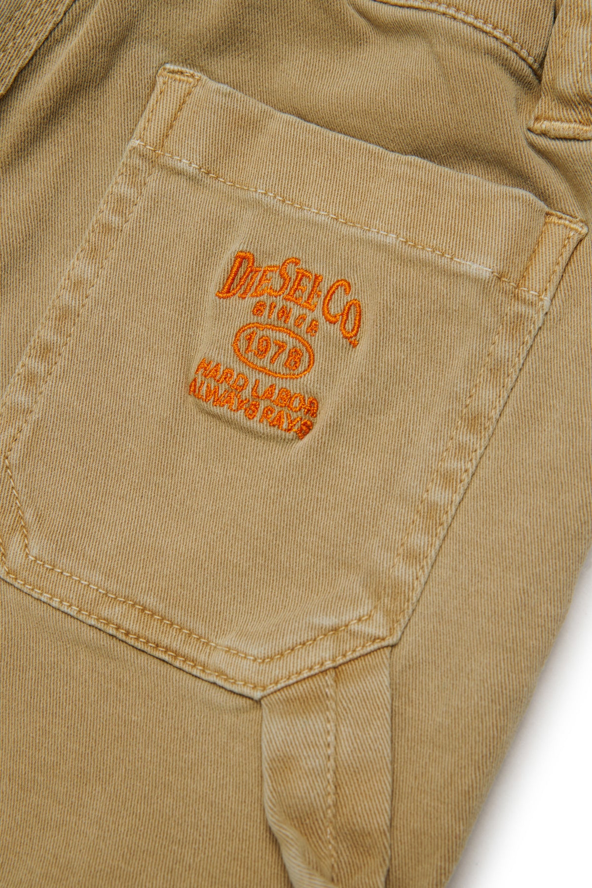 Pantalon cargo