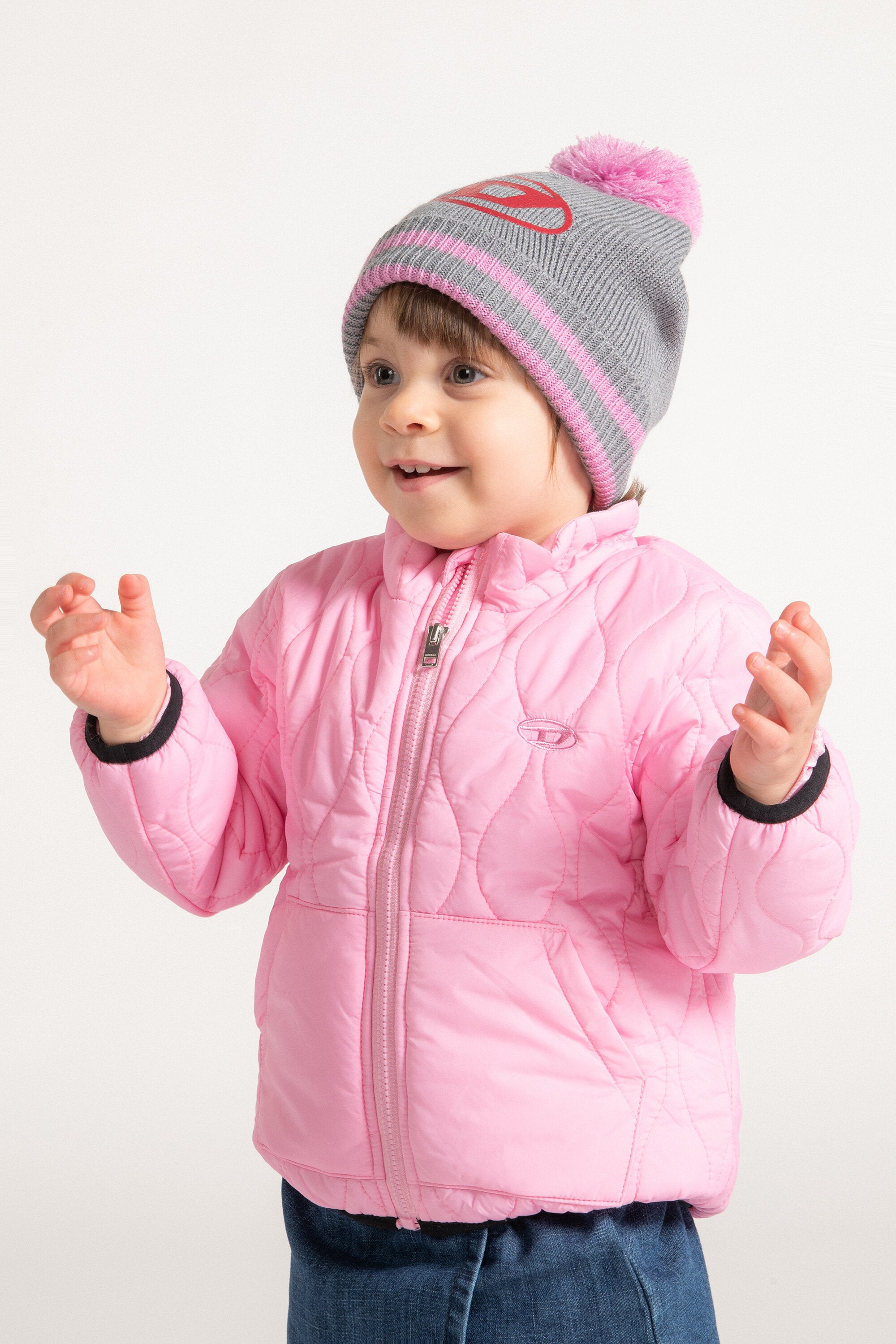Bonnet à pompon avec logo