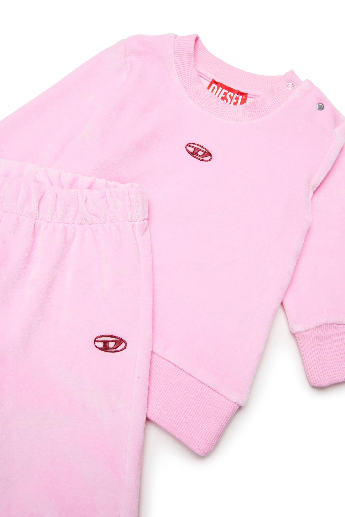Sudadera deportiva con logo