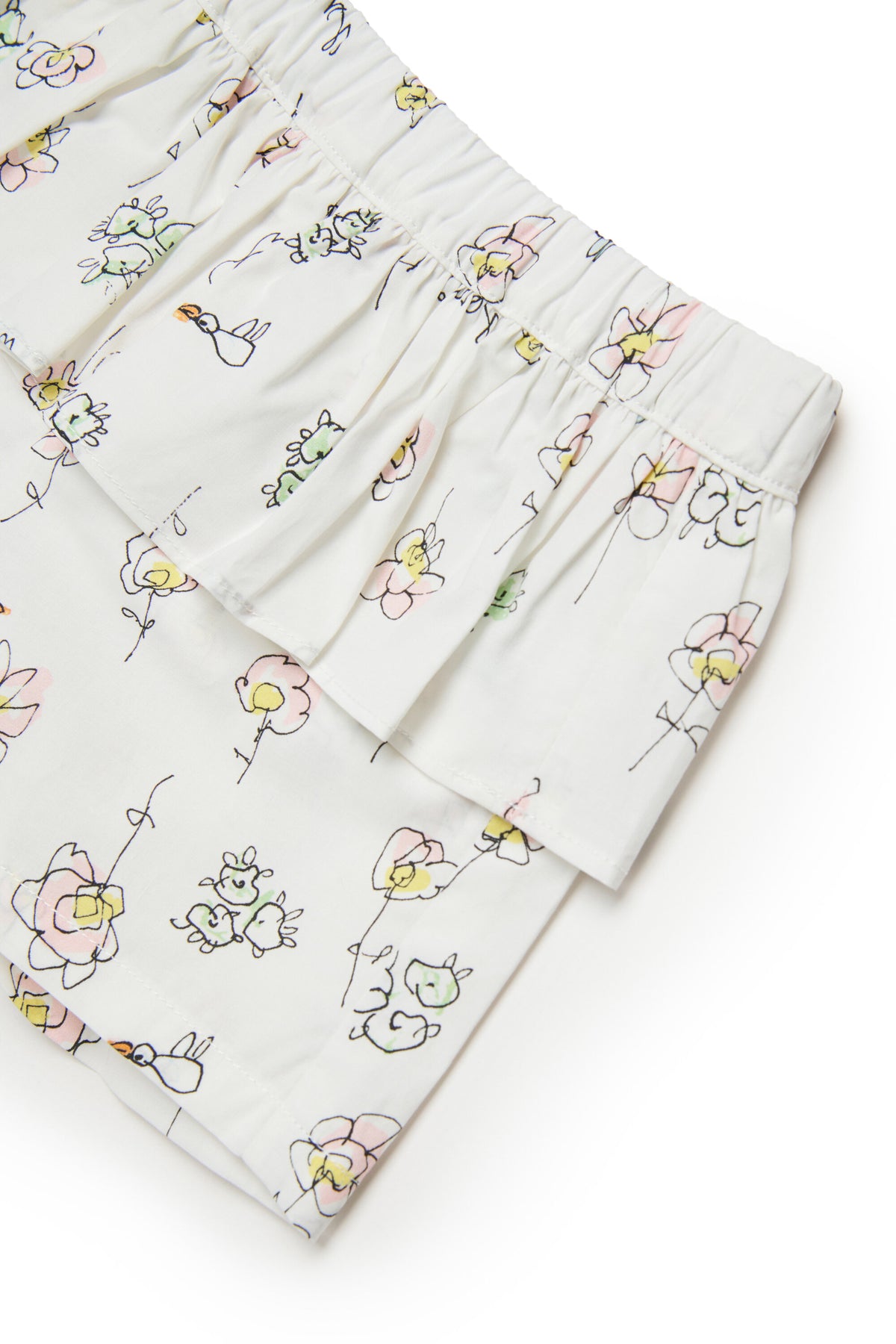 Shorts con volante y estampado de flores