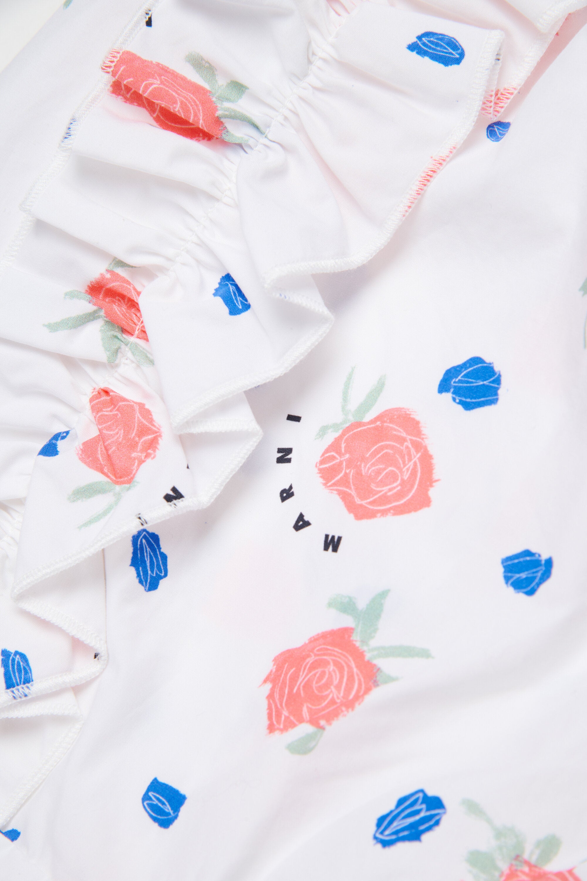Robe à bretelles avec imprimé fleuri