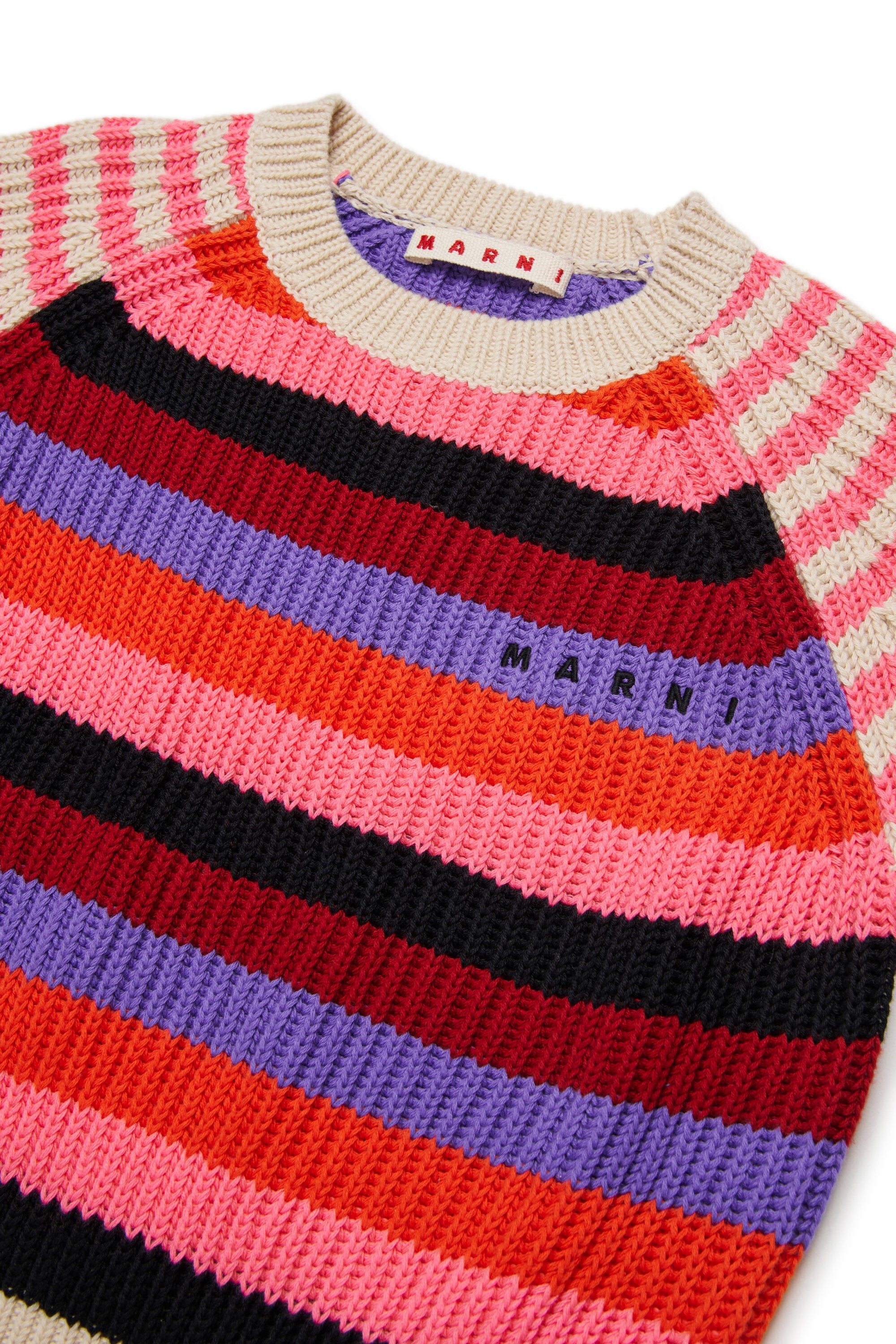Pull col rond avec logo
