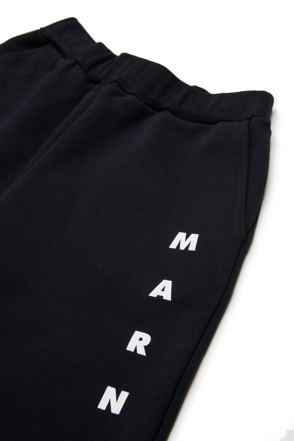 Short en molleton avec logo