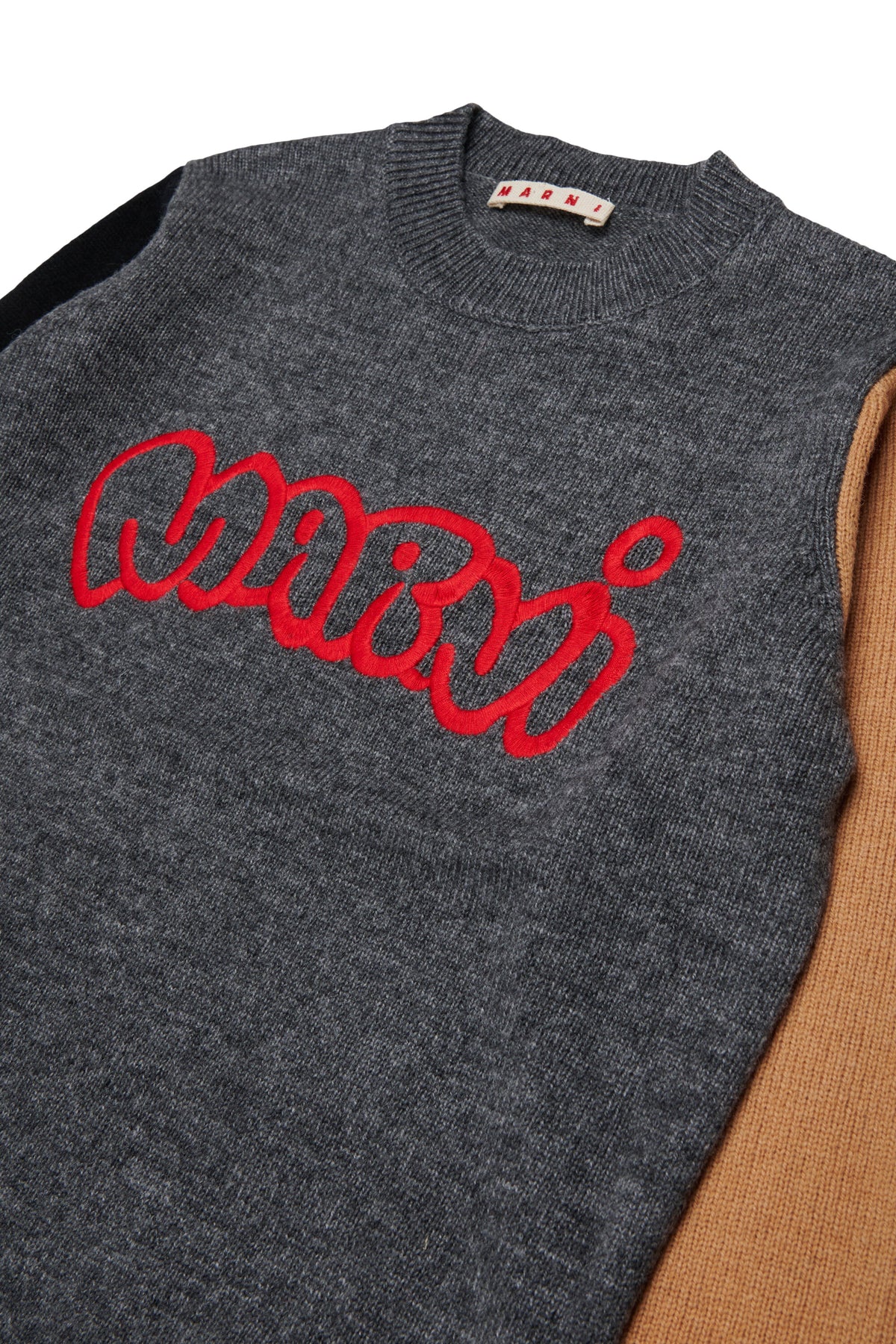 Pull col rond avec logo