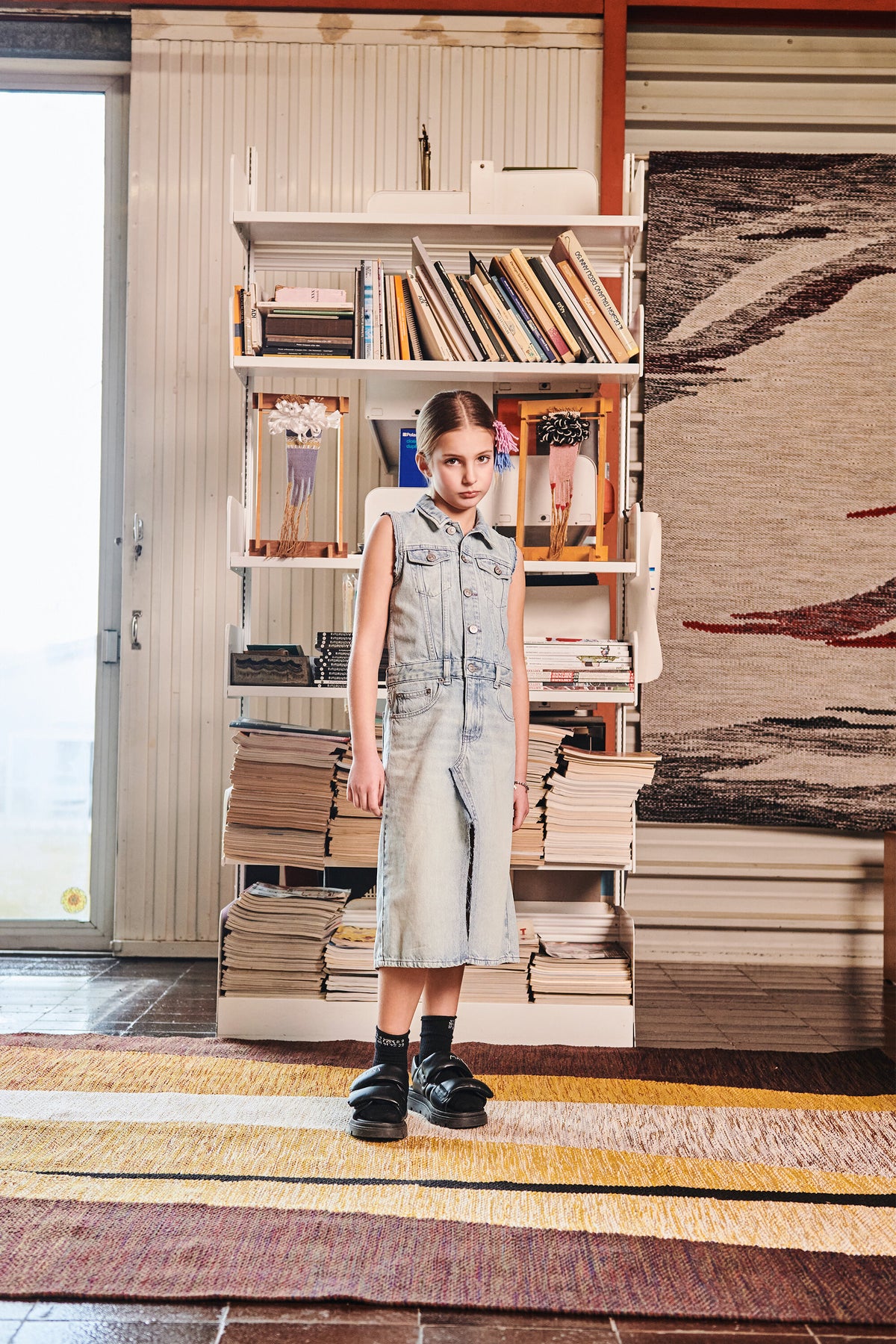 Robe en denim sans manches effet délavé