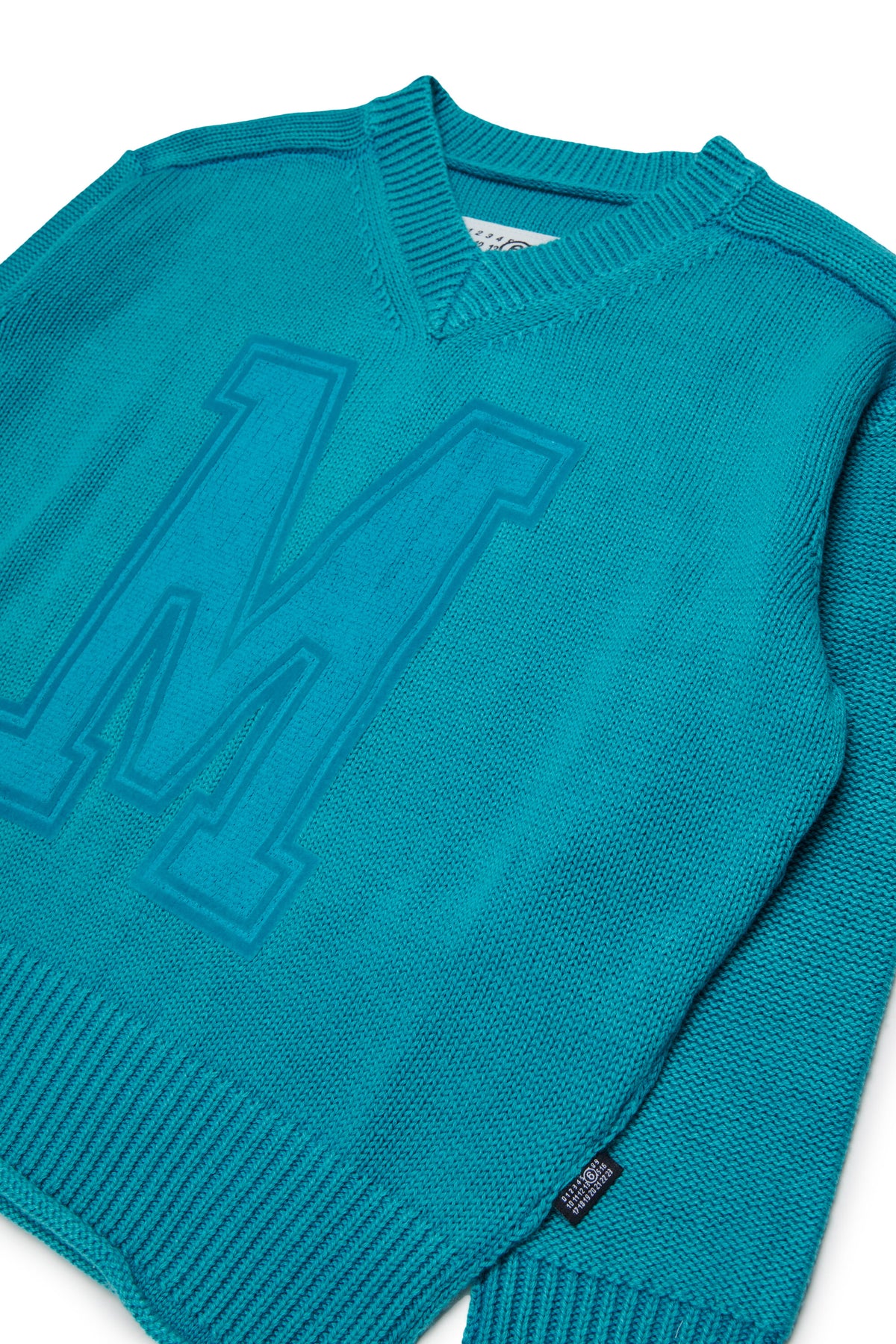 Pull col en V avec logo