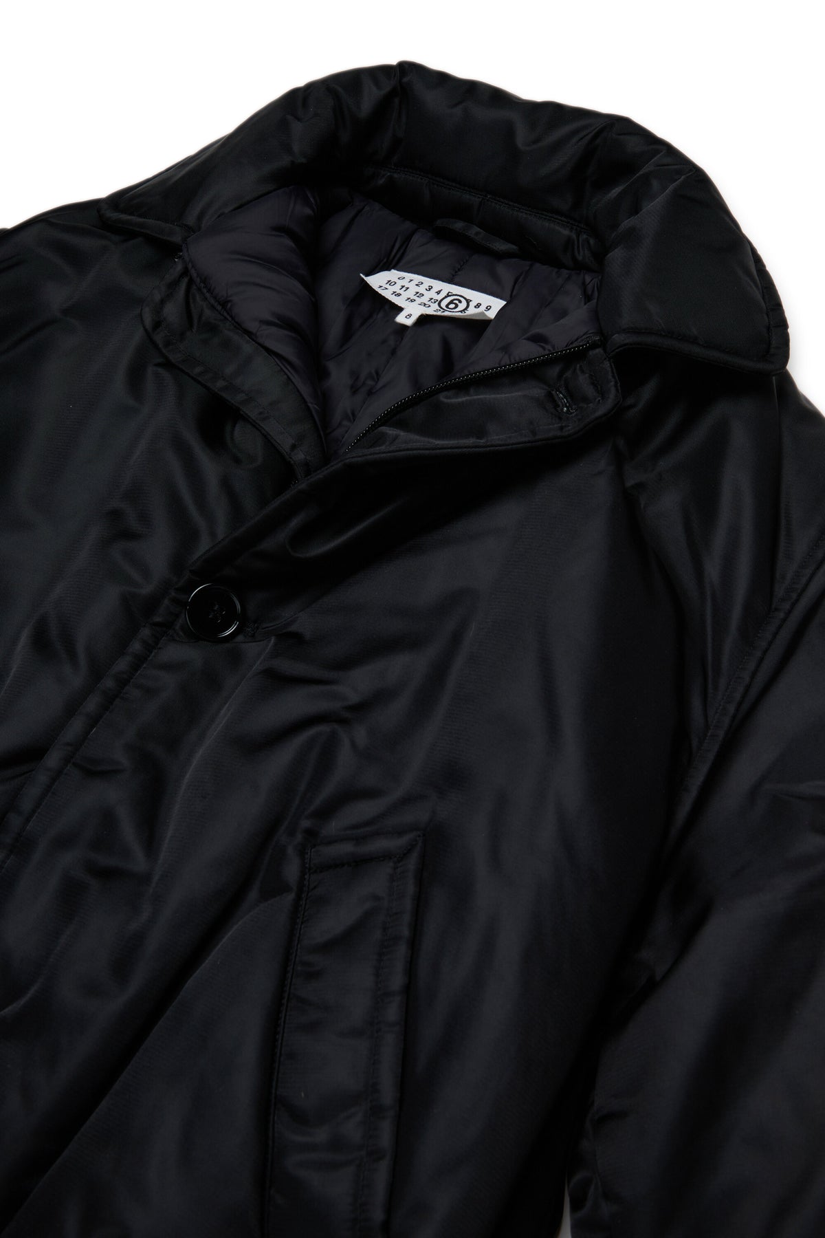 Padded jacket with buttons