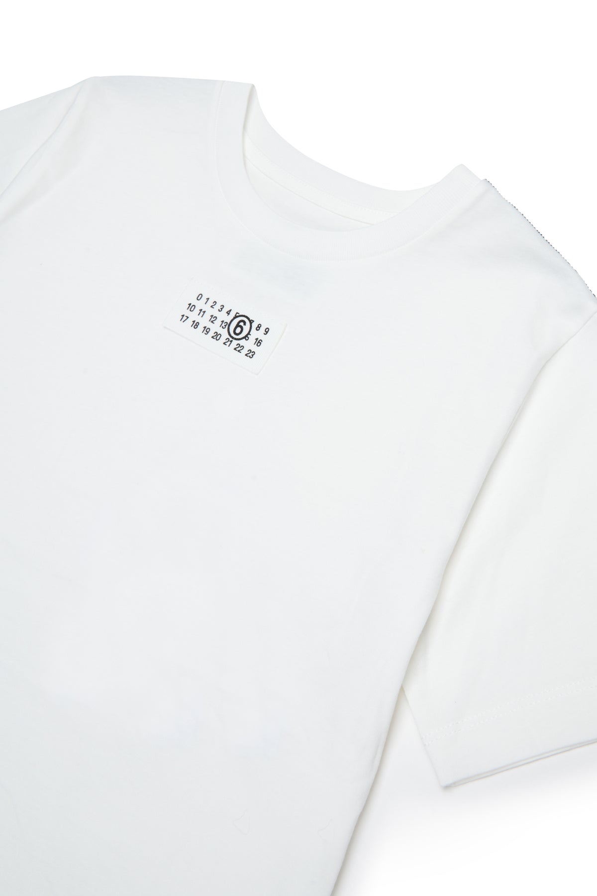 Camiseta de cuello redondo con logo