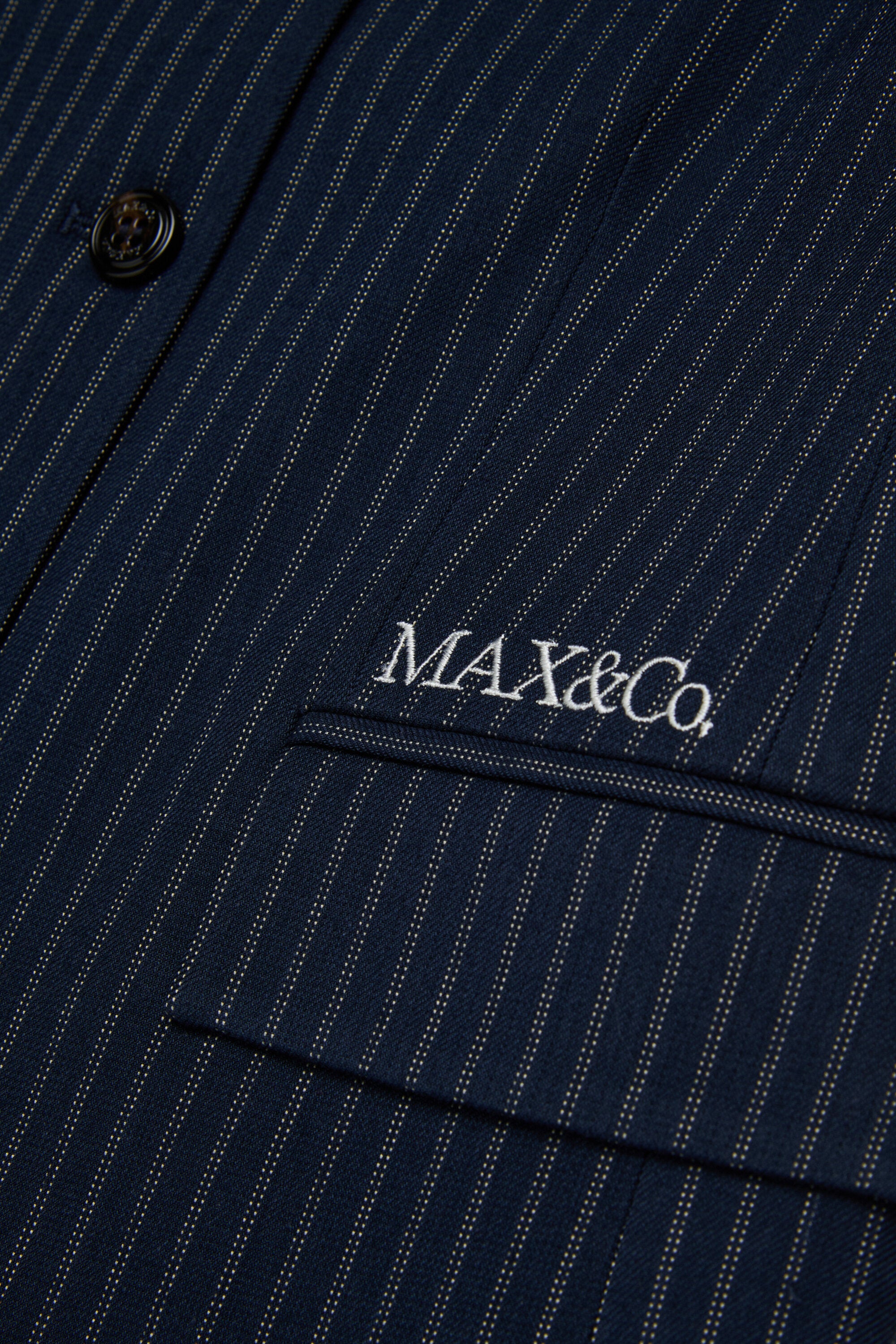 Chaleco con logo