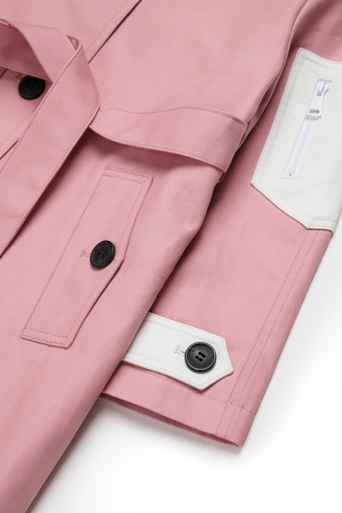 Gabardina con logo