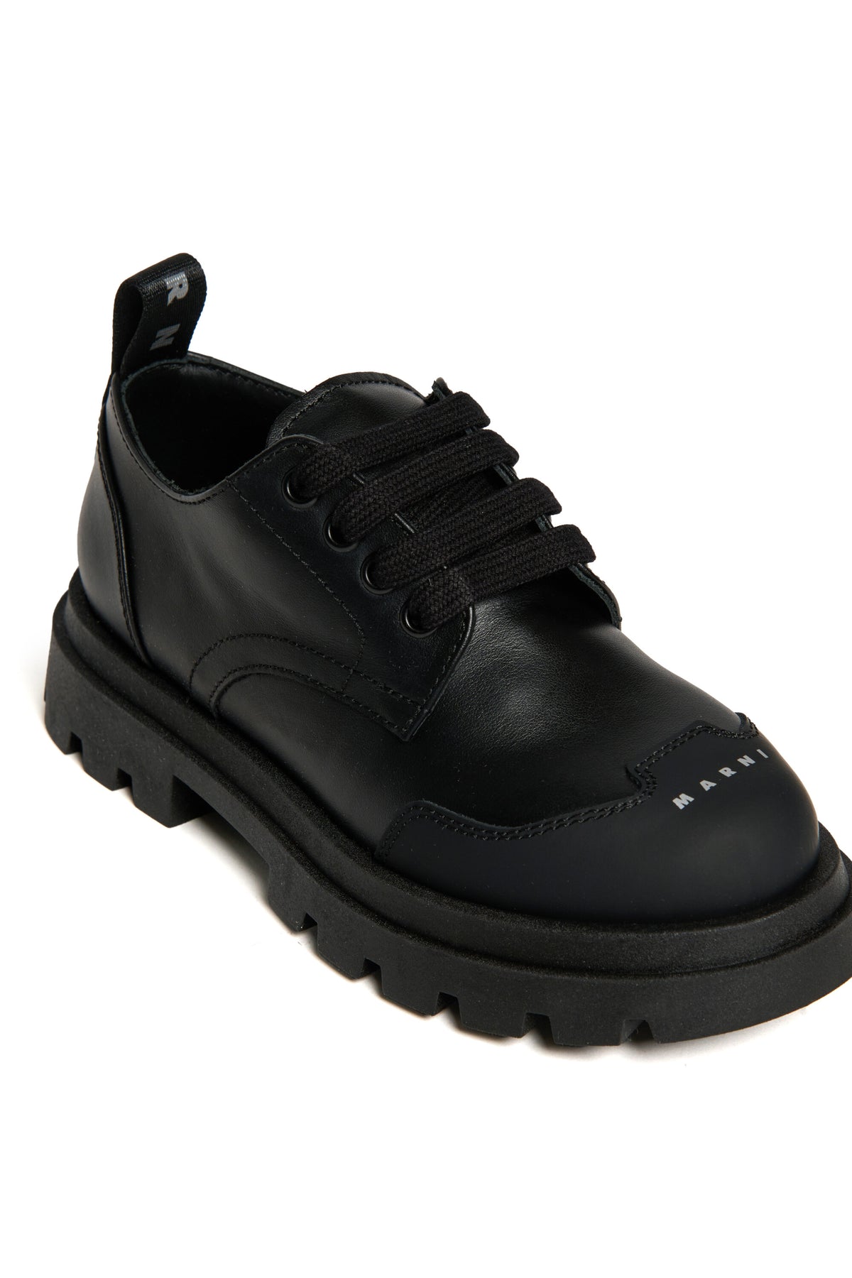 Chaussures à lacets avec logo sur le bout