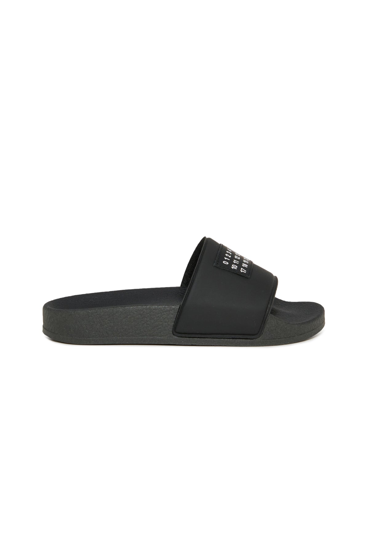 Chaussons avec Numeric logo