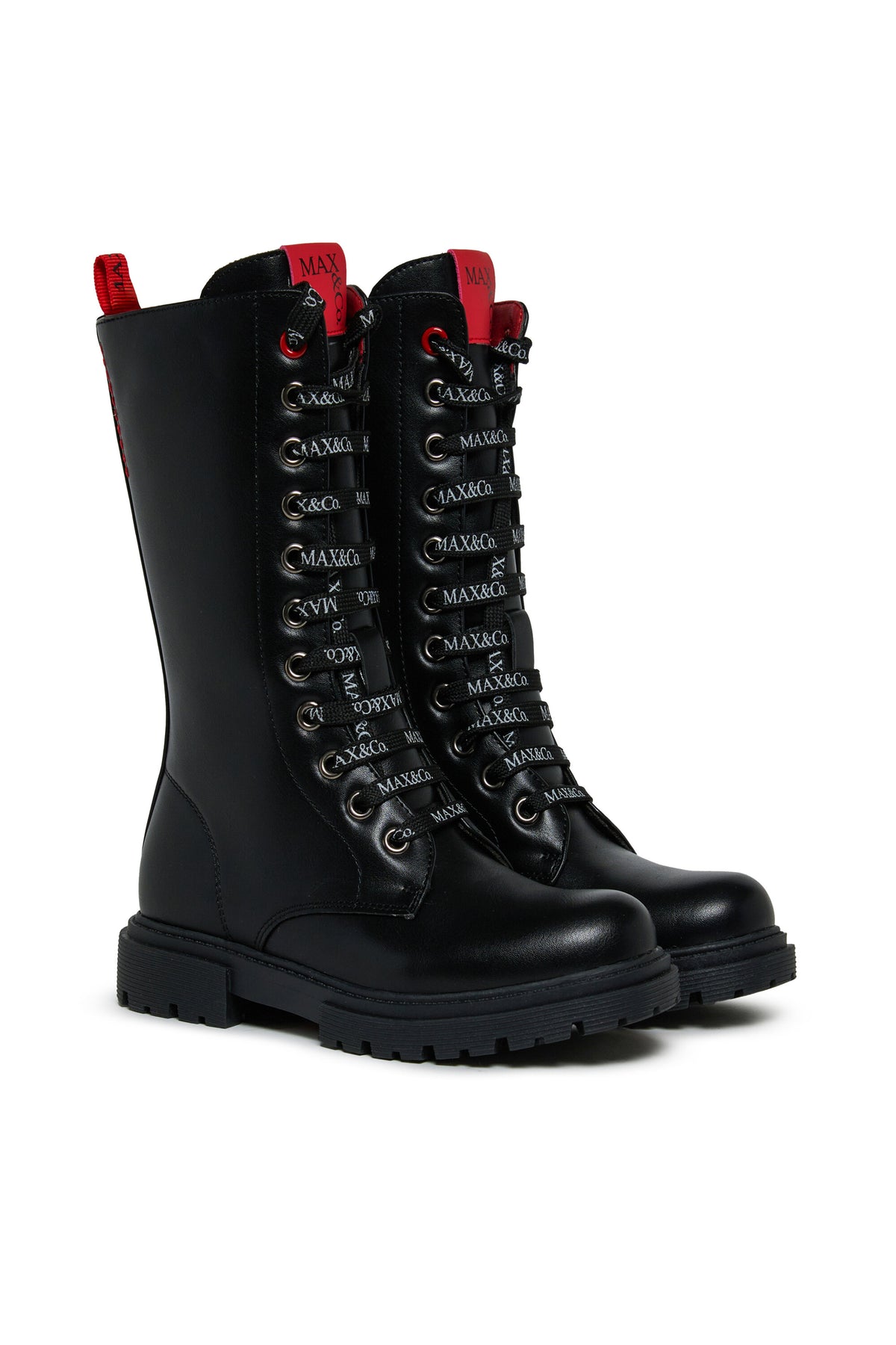 Botas con logo