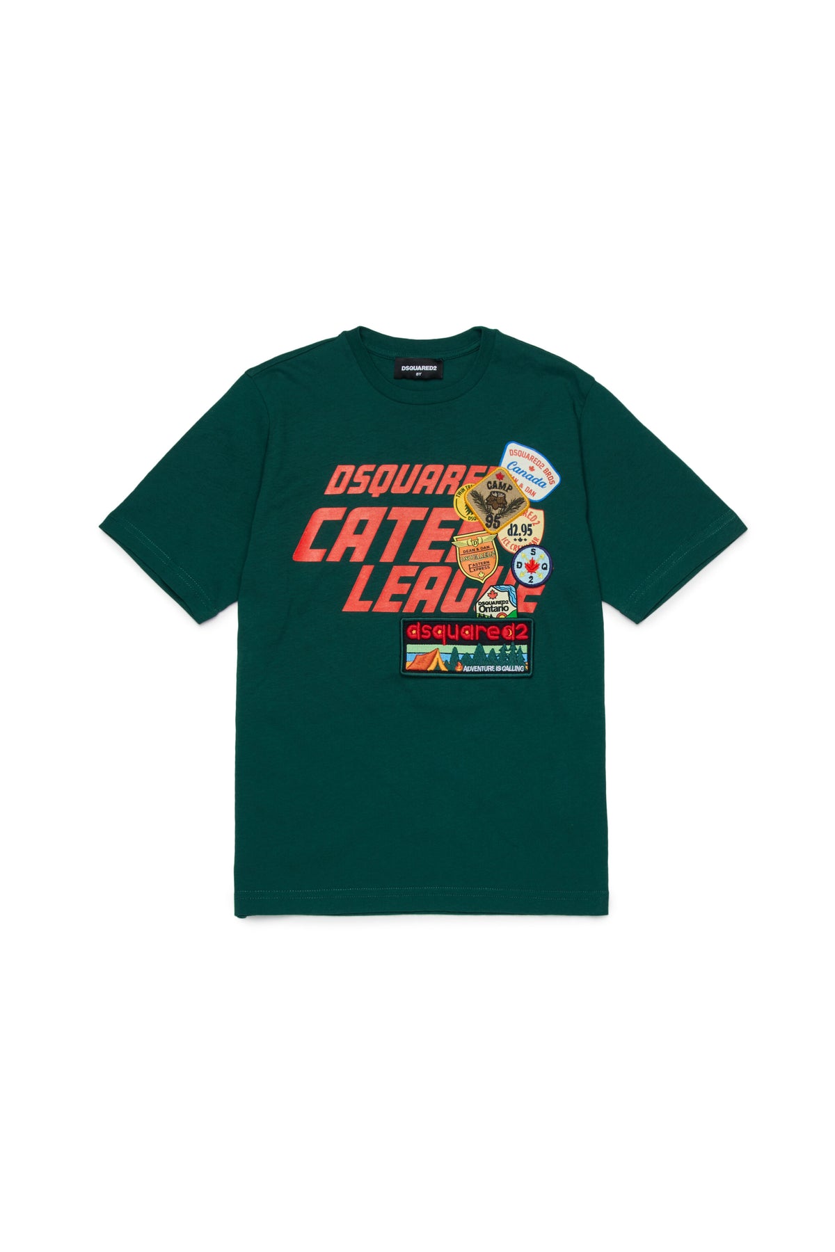 Camiseta con logo y aplicaciones de parches