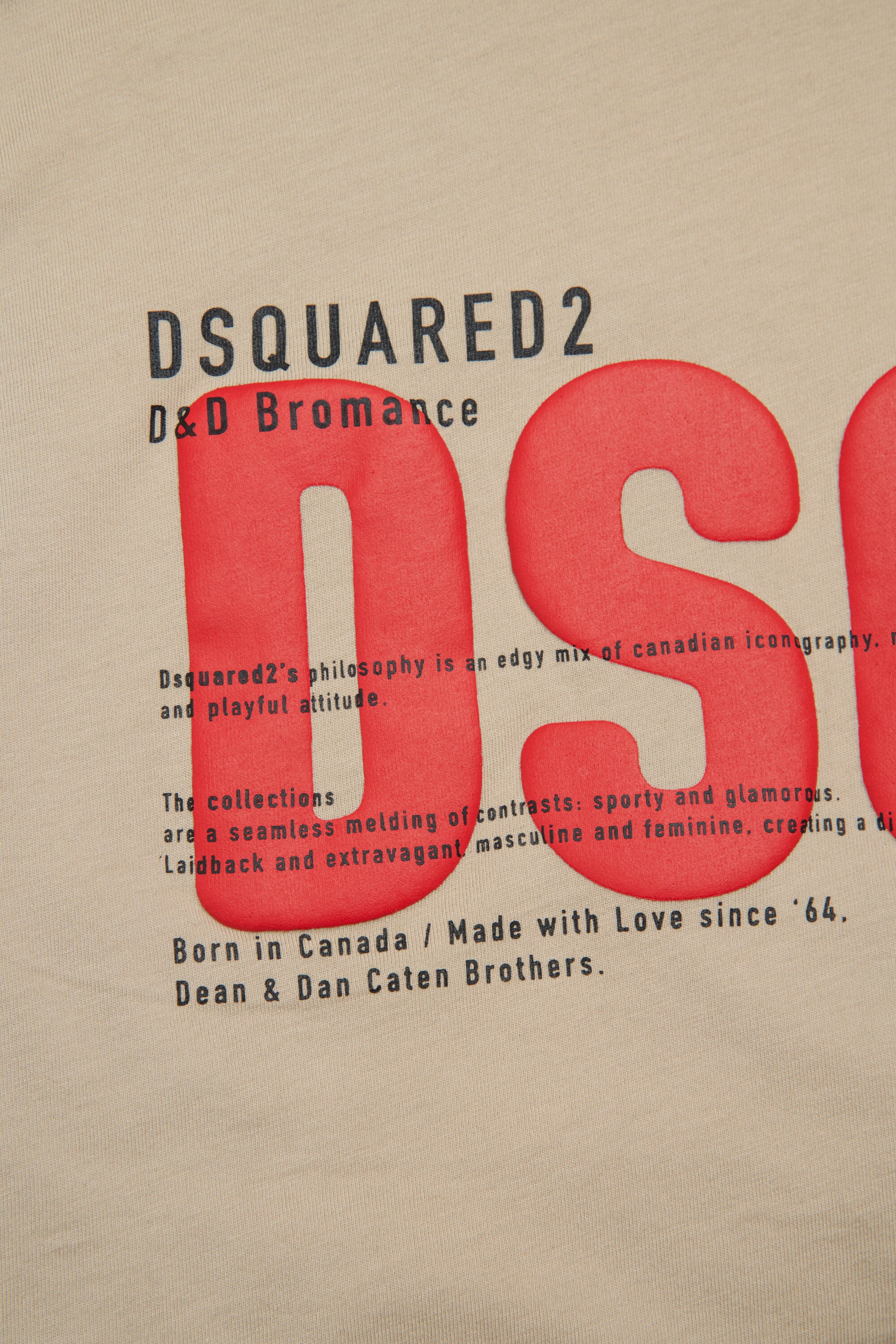 Camiseta con logo DSQ2 estampado