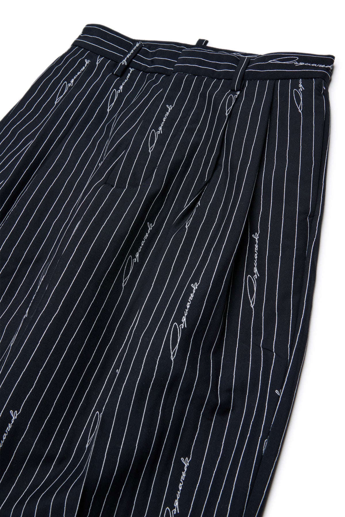 Pantalon formel à rayures fines