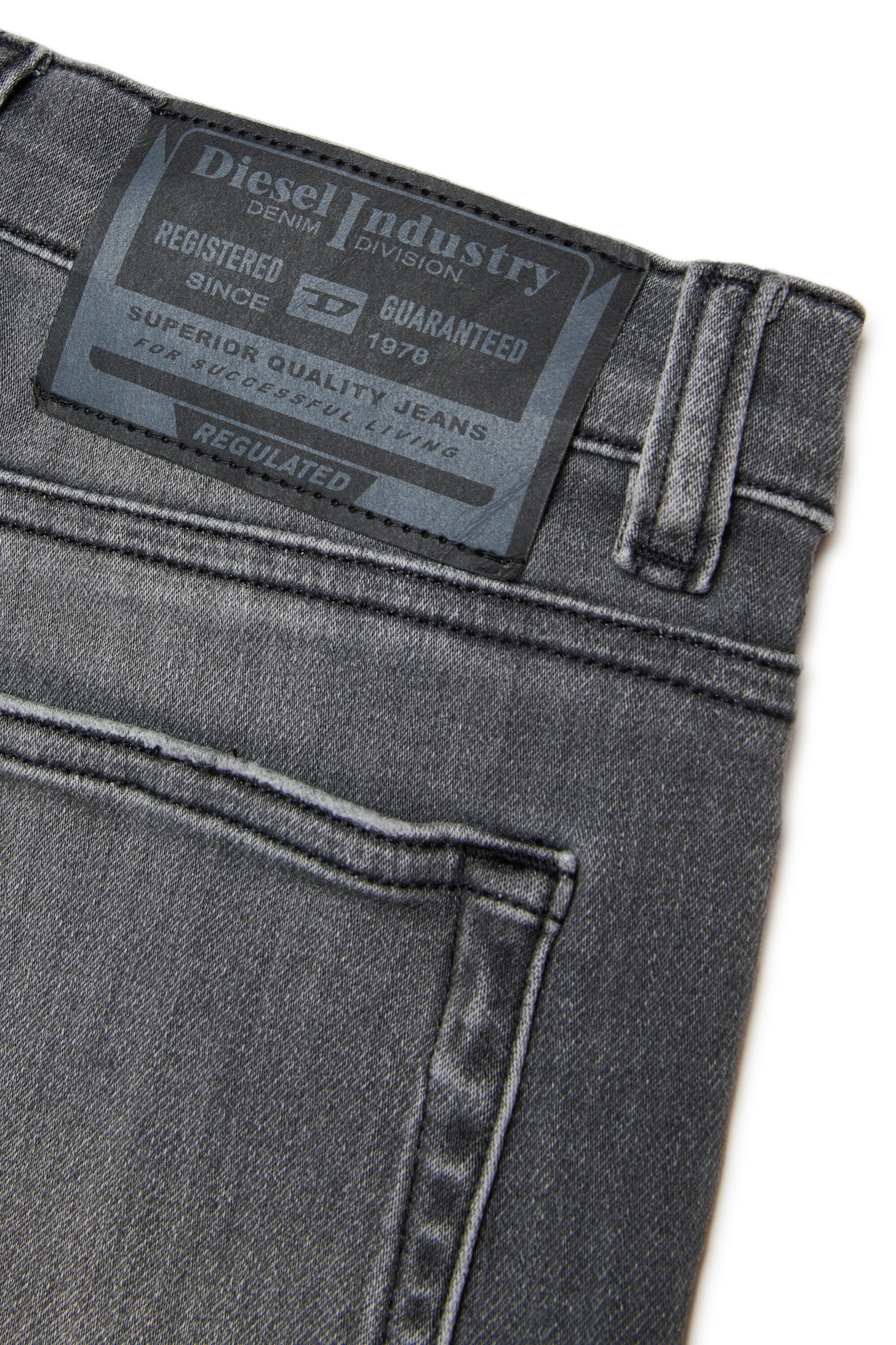 JoggJeans® regular fit lavado gris - D-Lucas