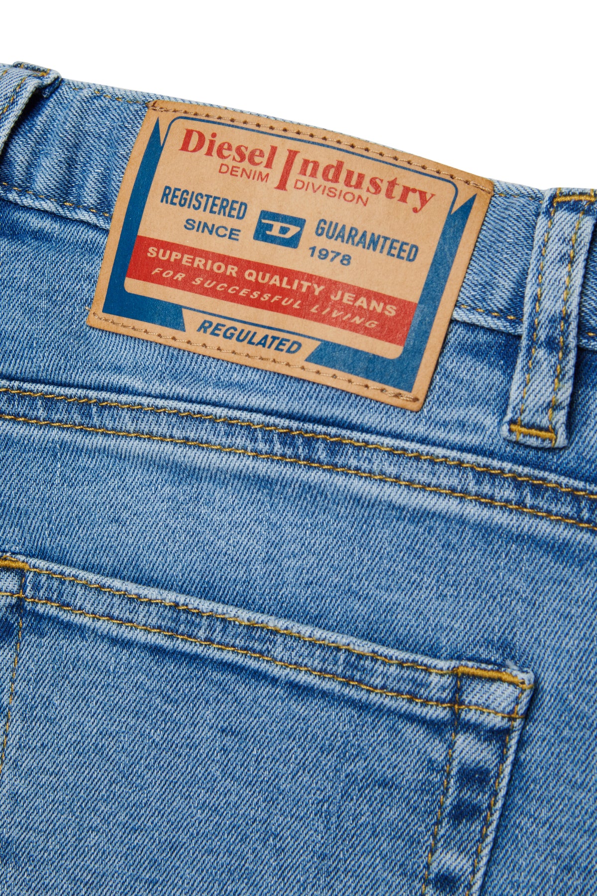Light blue denim five-pocket shorts - D-Argjx