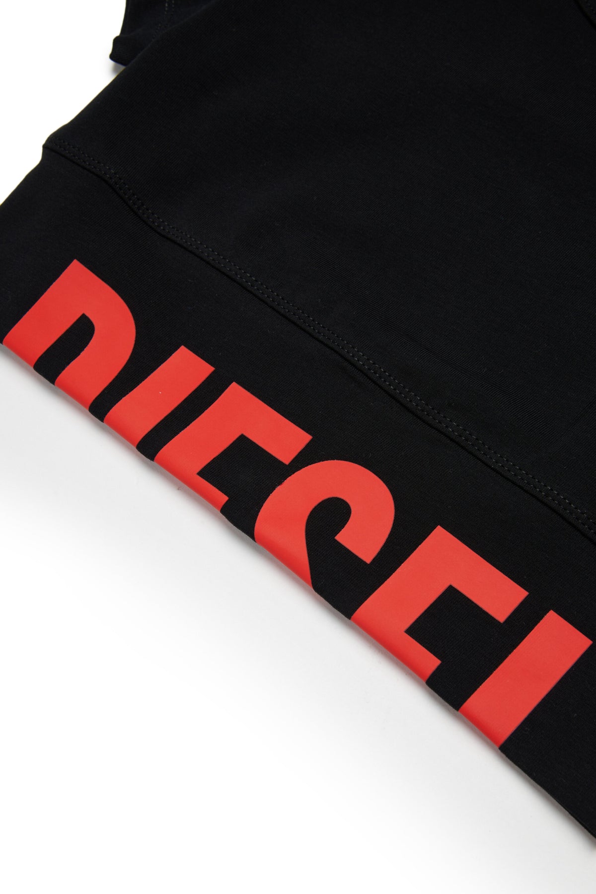 Camiseta de cuello redondo con logo