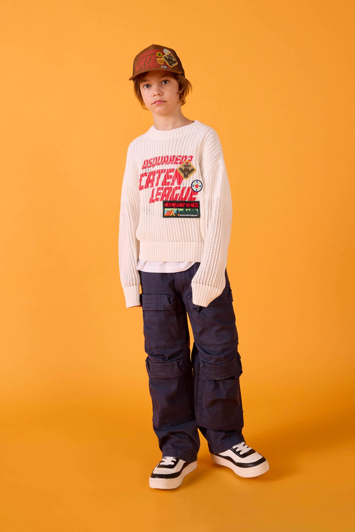 Cargo pants with patch pockets