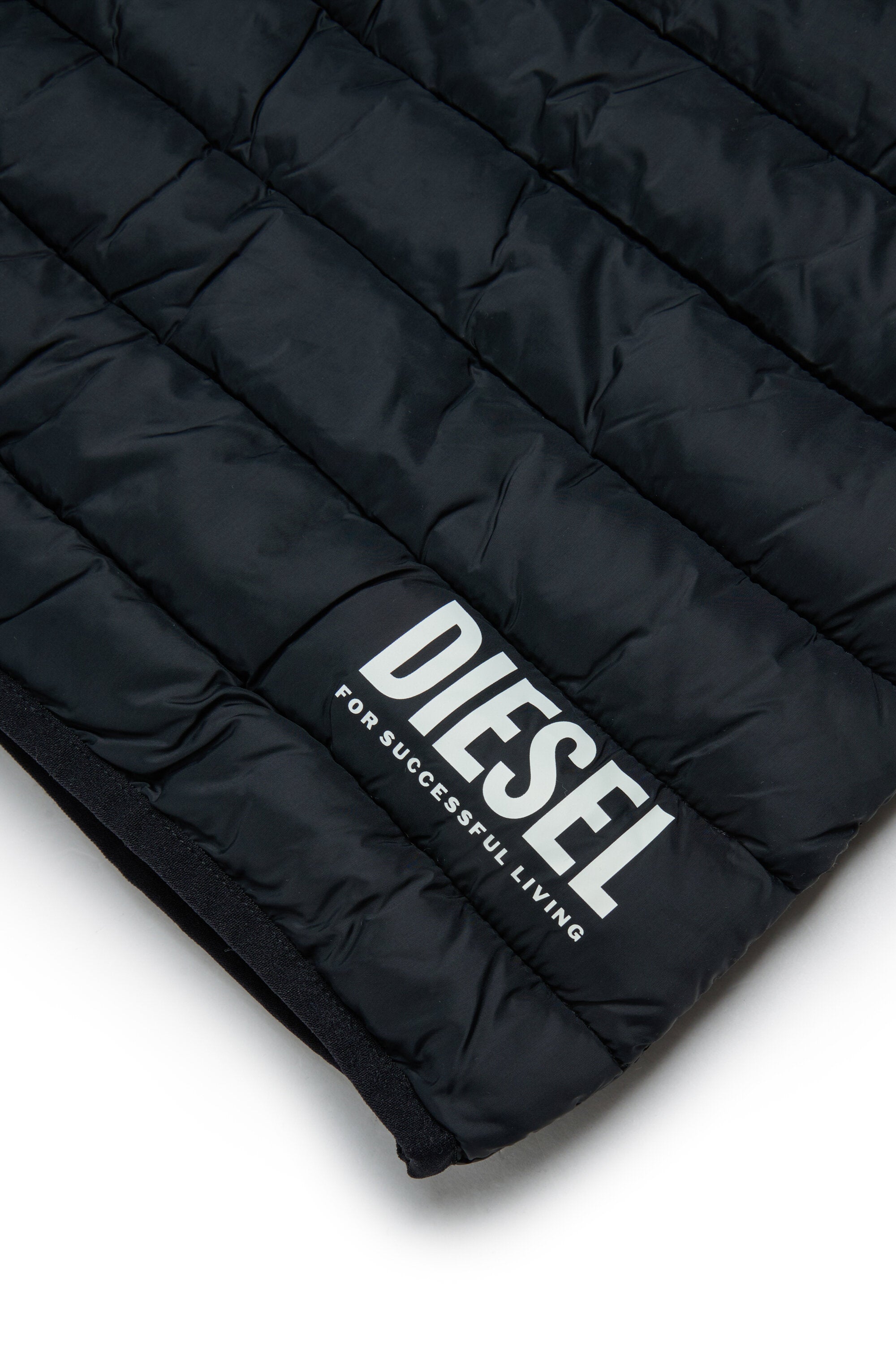 Chaqueta acolchada con logotipo estampado