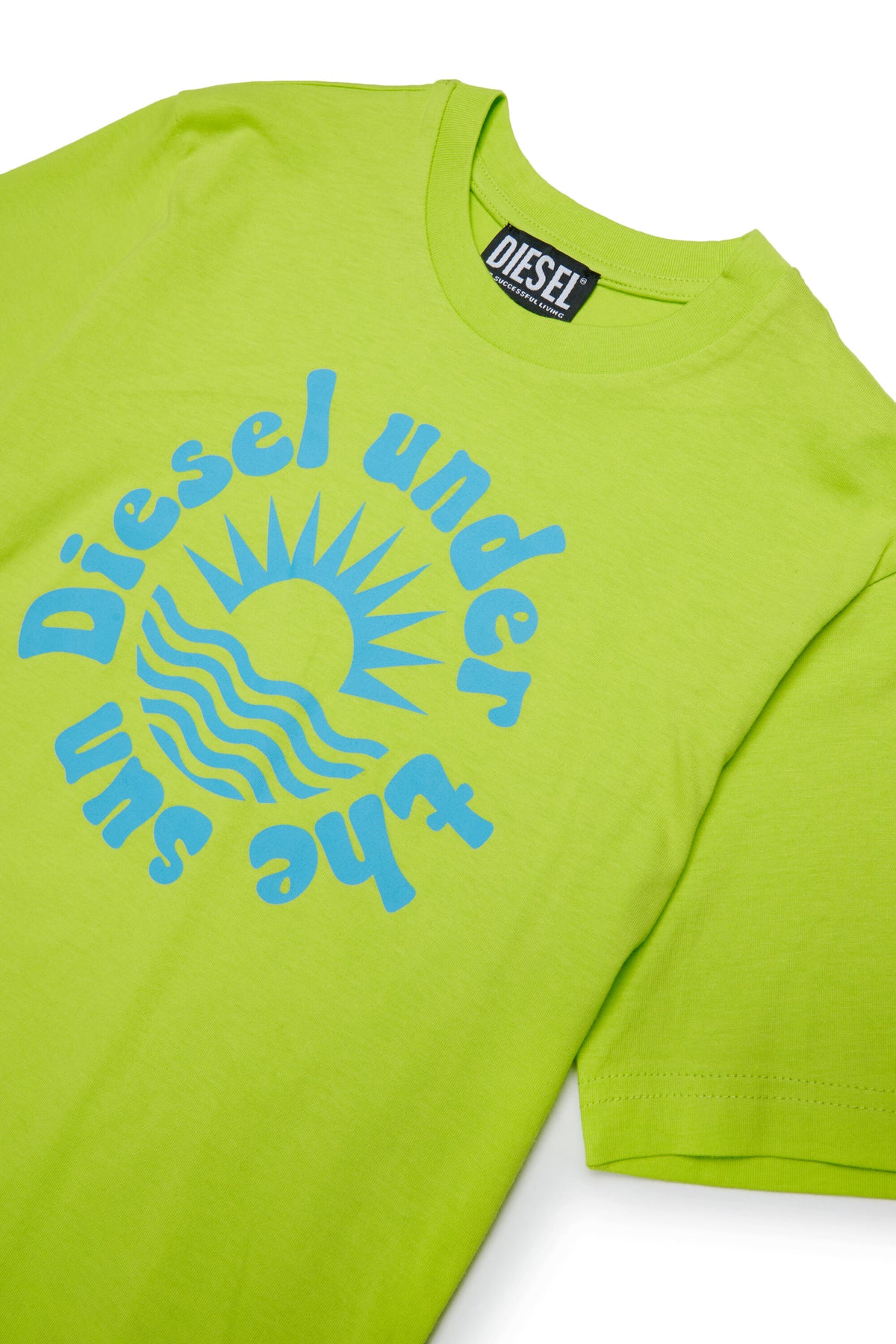 T-shirt avec logo sur la poitrine