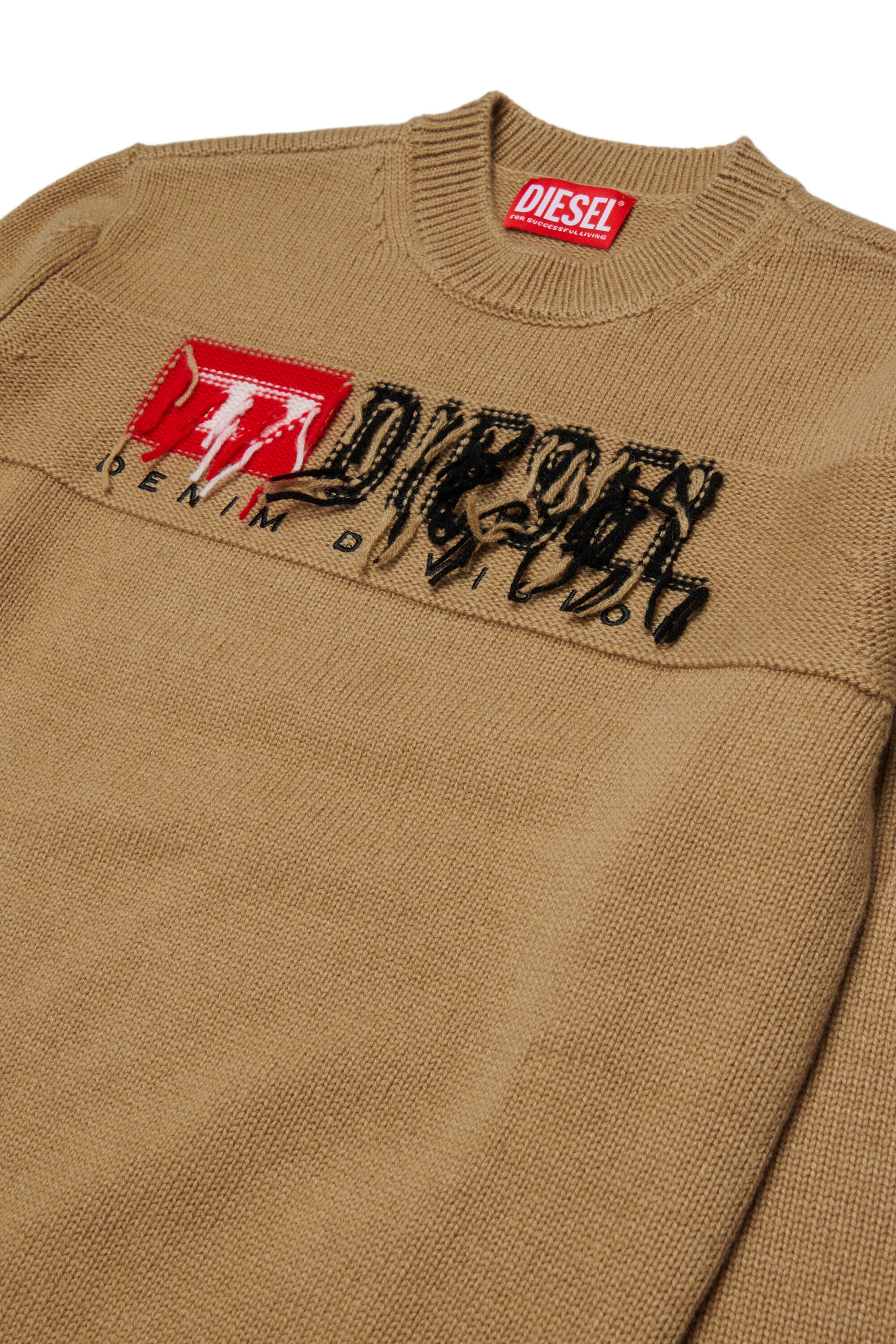 Pull ras du cou avec logo