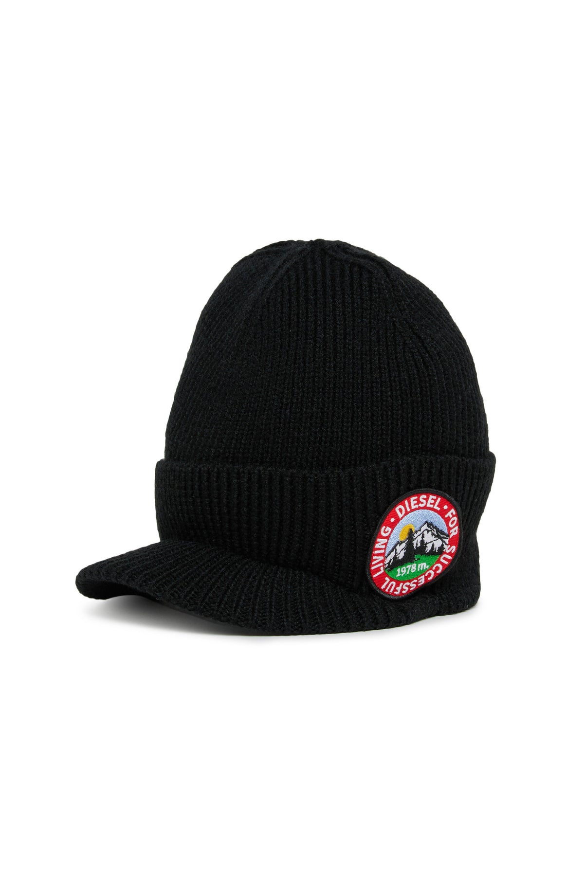 Cap with visor and logo