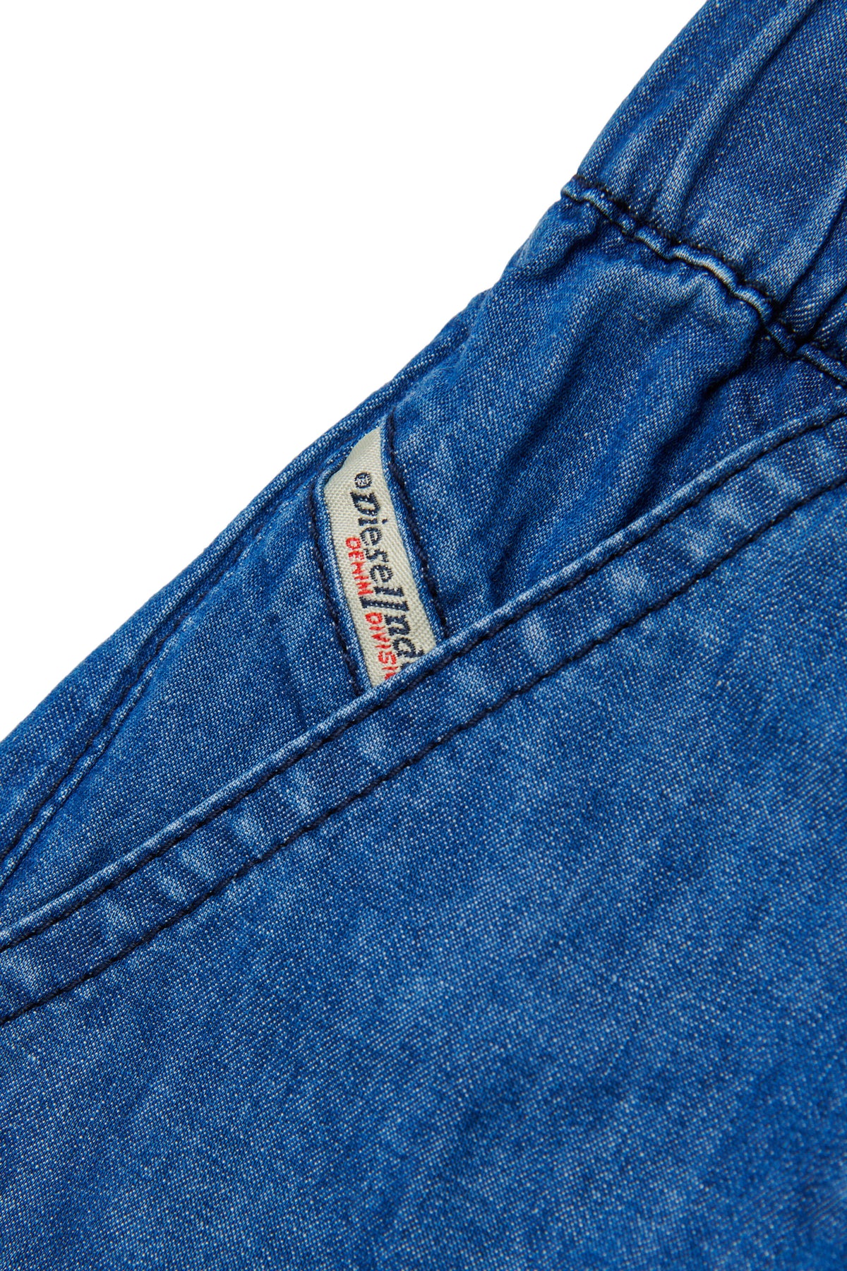 Jean coupe décontractée lavage bleu moyen