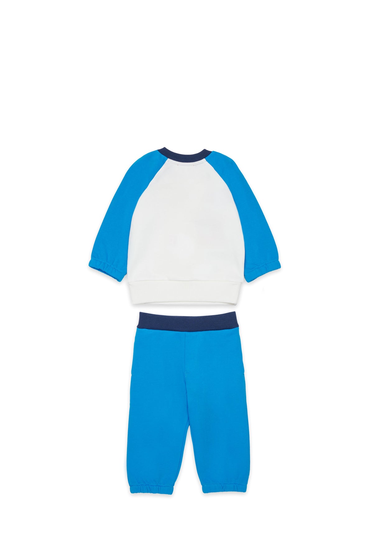 Combinaison de sport avec logo