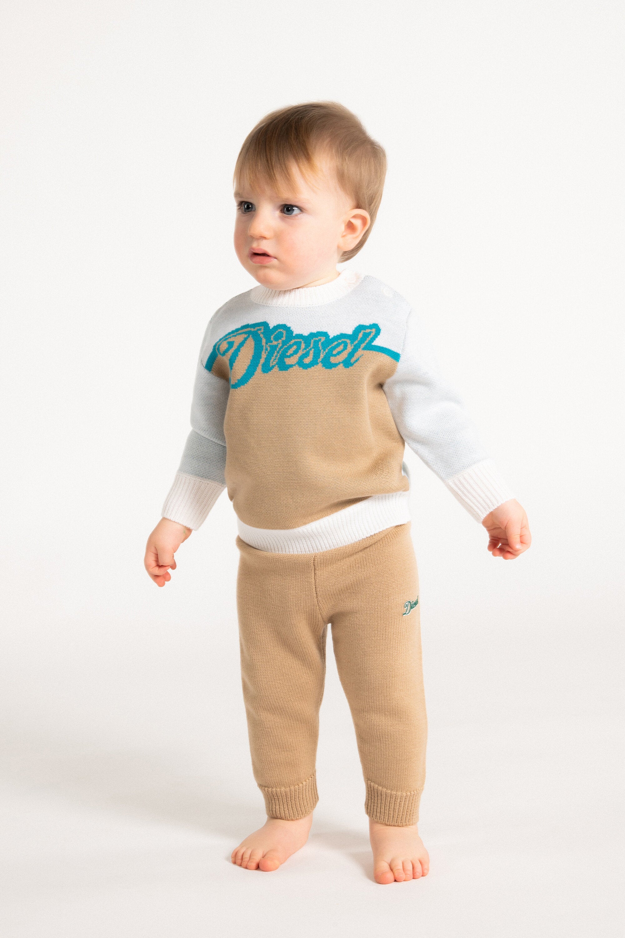 Pull ras du cou avec logo
