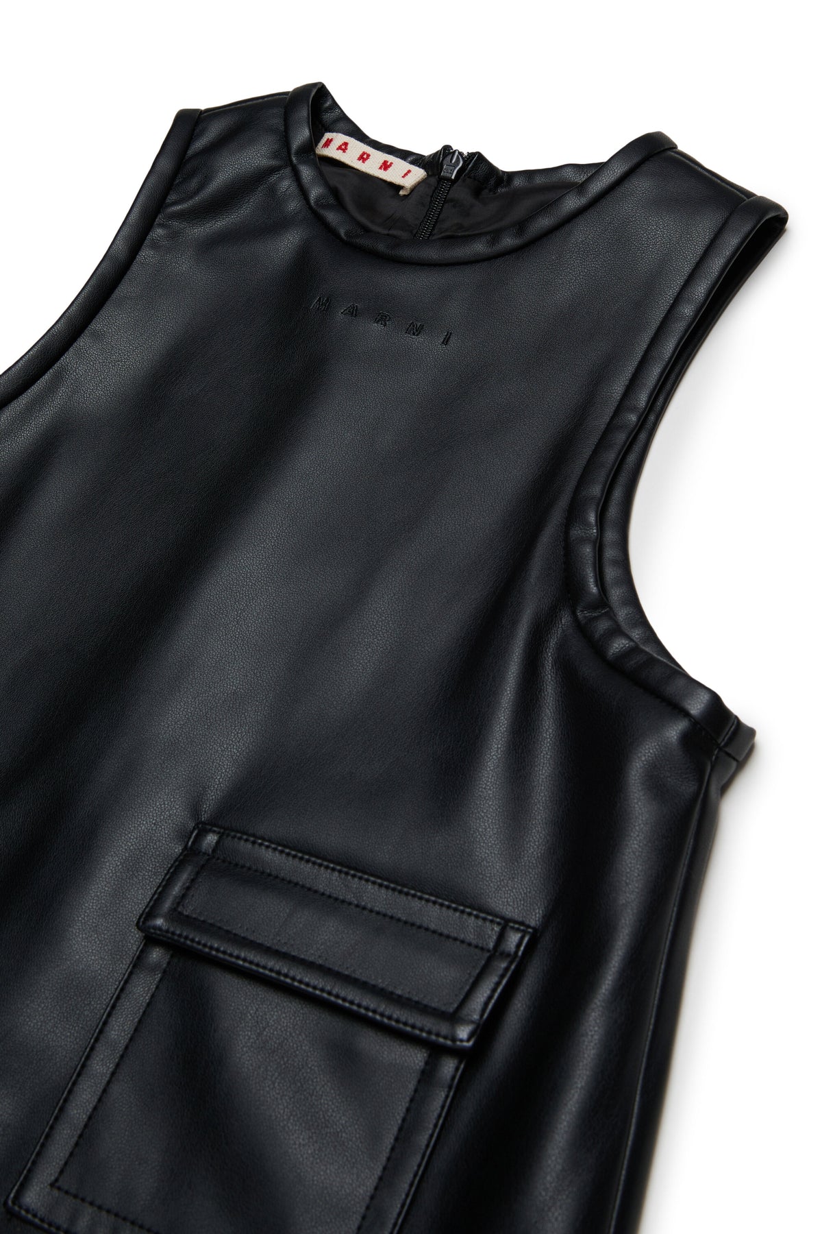 Sleeveless dress with pocket