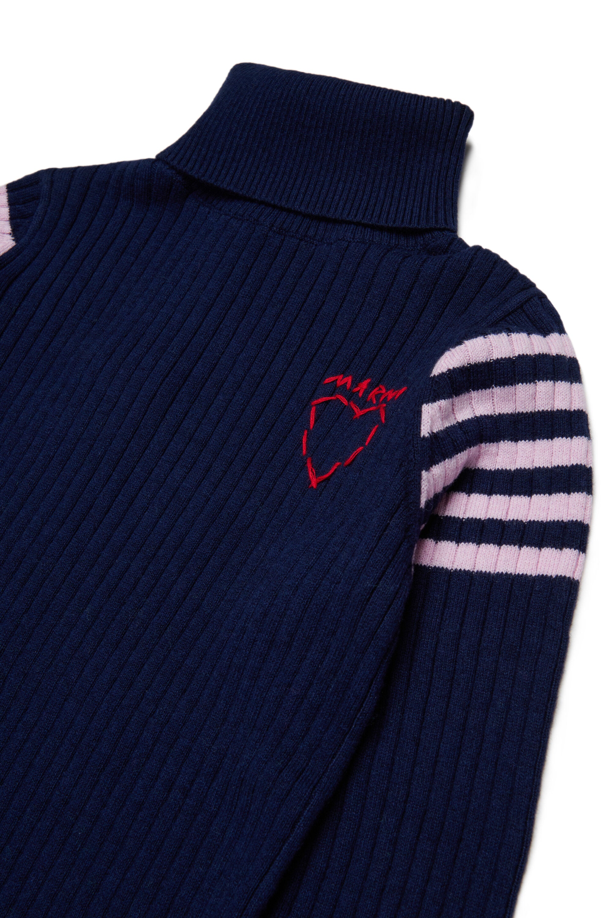 Jersey de canalé con motivo de corazón