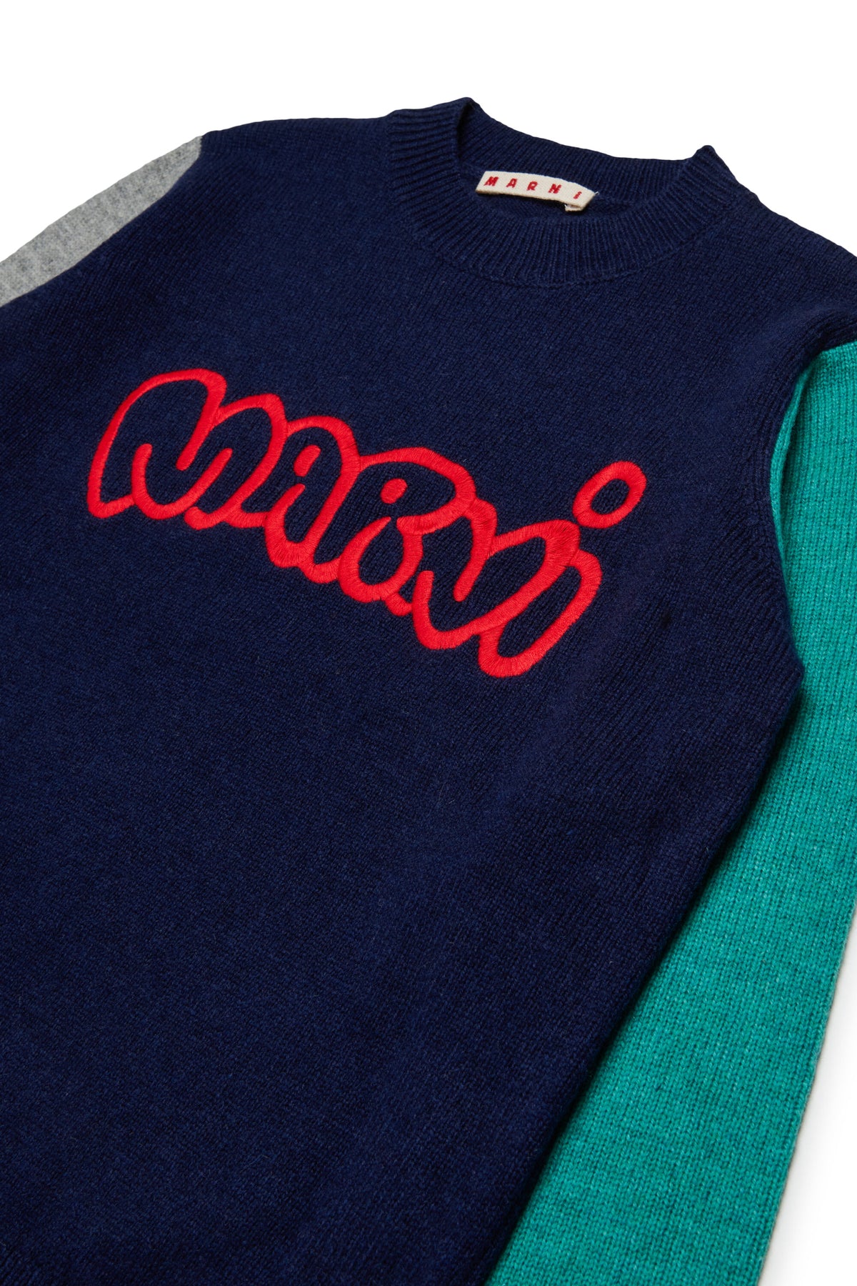 Pull col rond avec logo