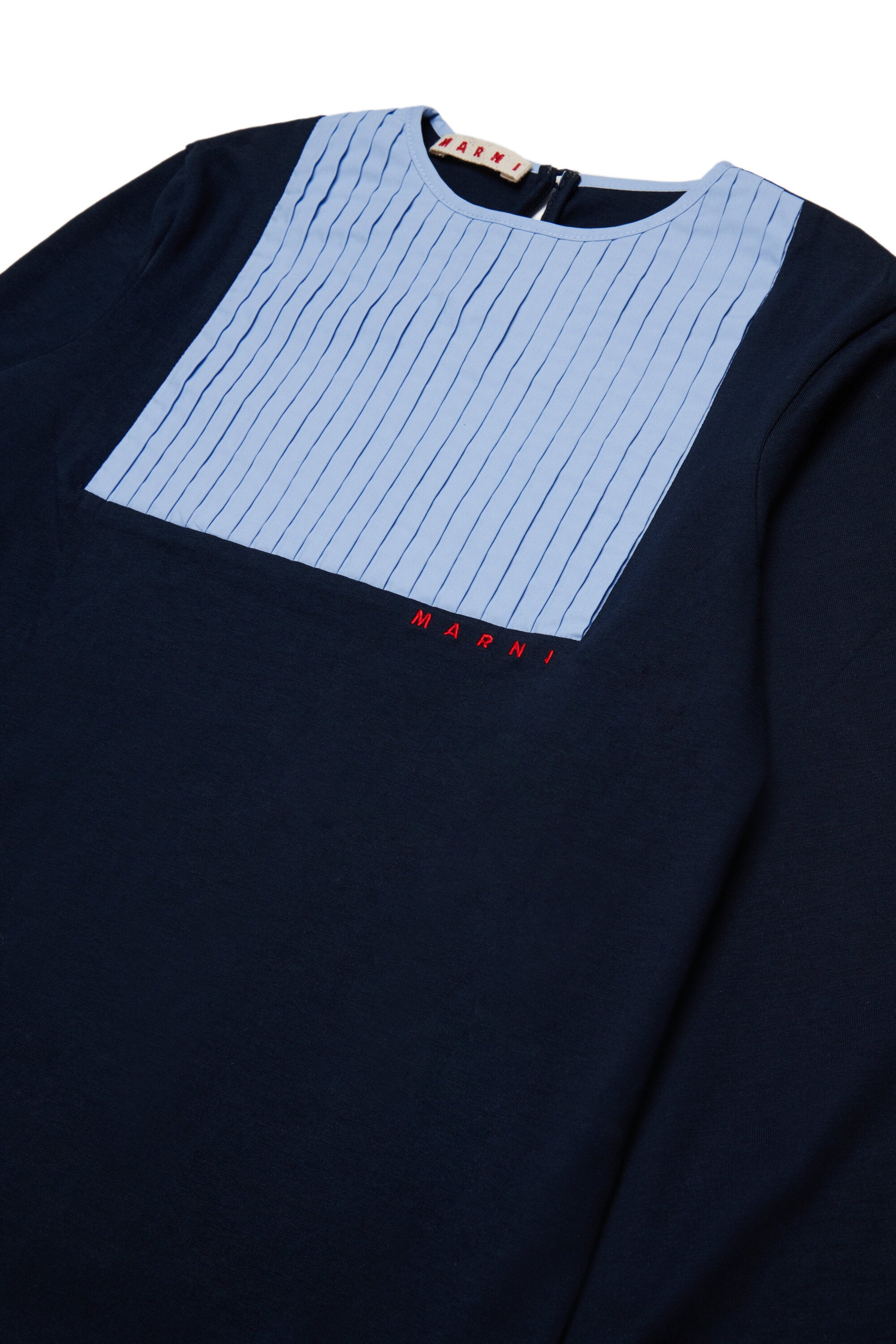 Camiseta de manga larga con detalles delanteros